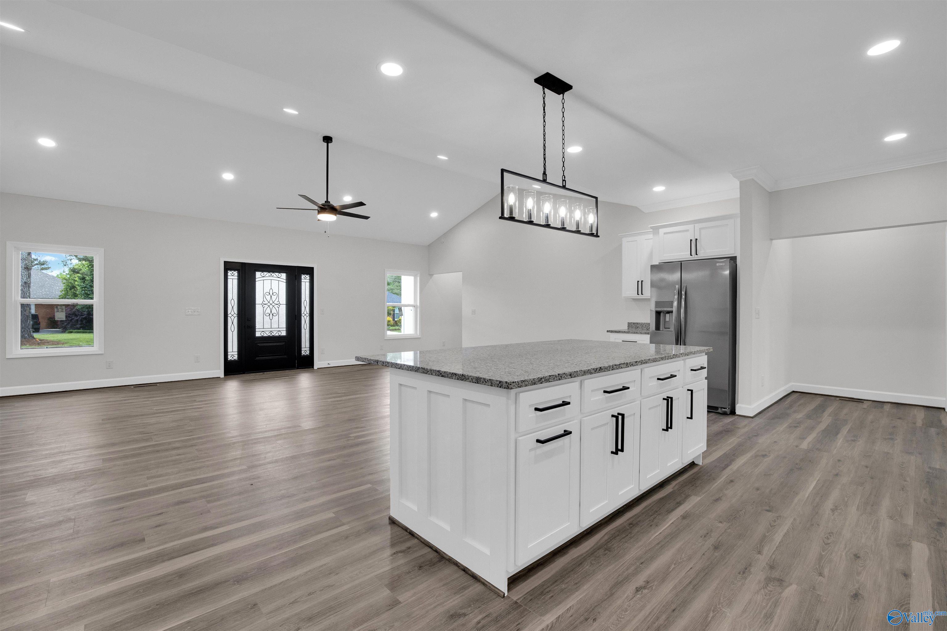 1209 Fairway Road NW