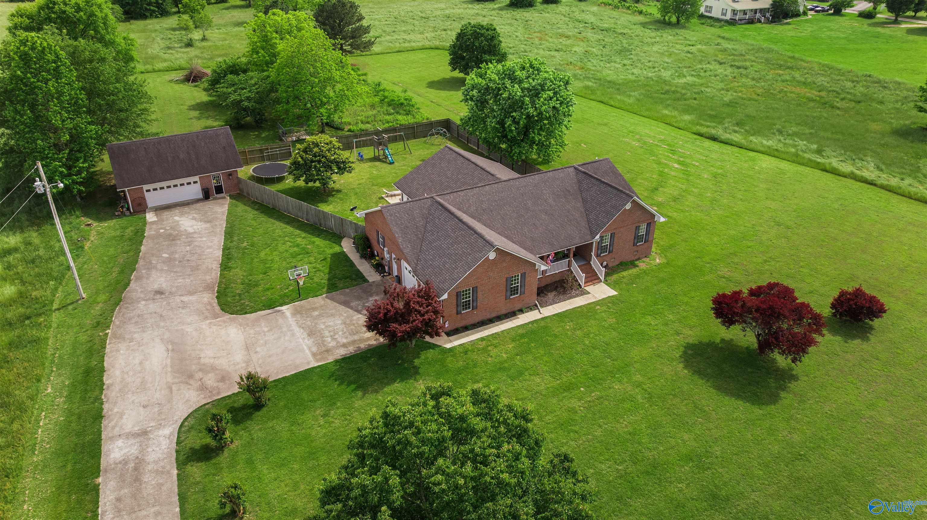 1109 County Road 424