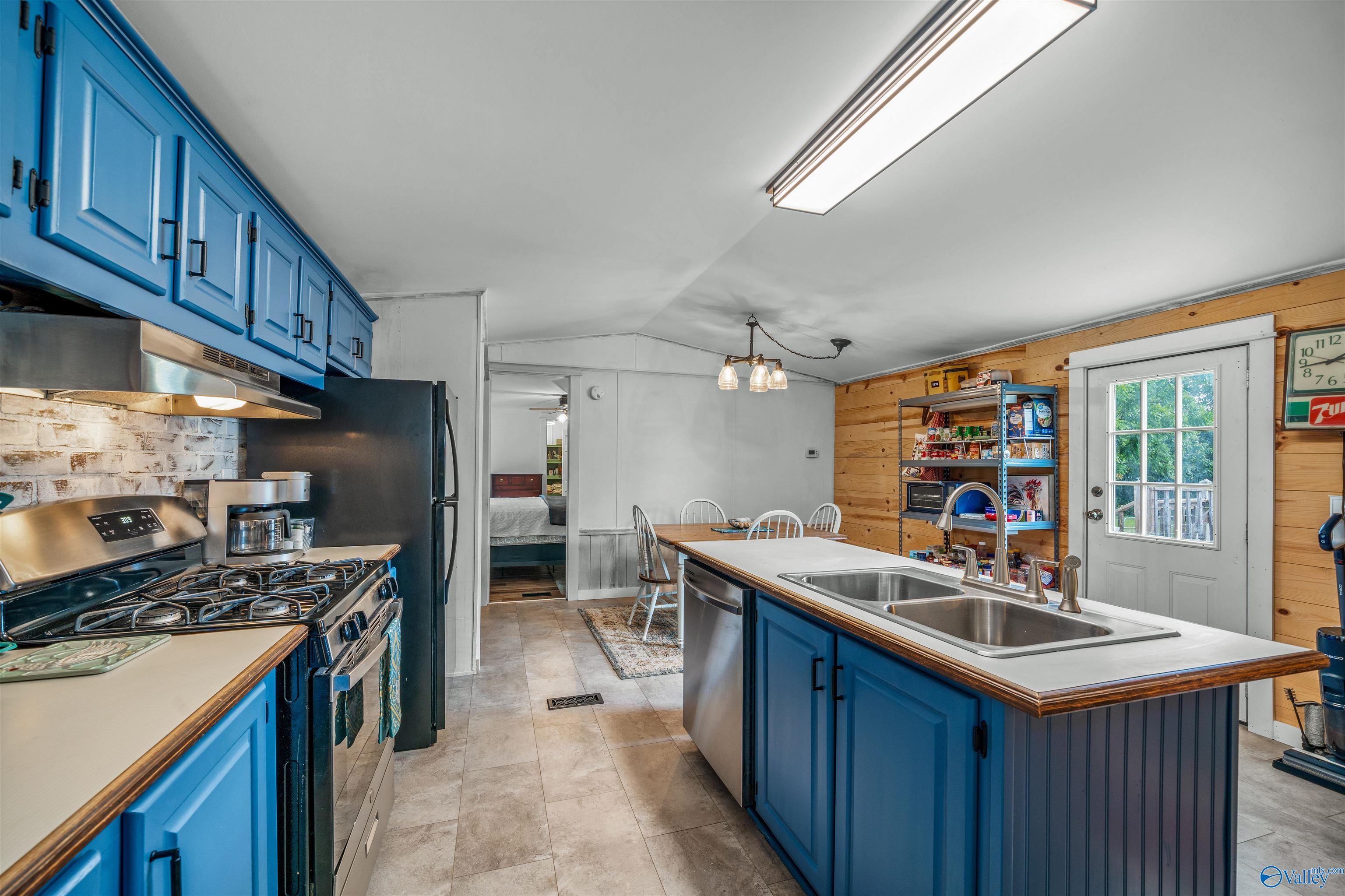 424 County Road 679