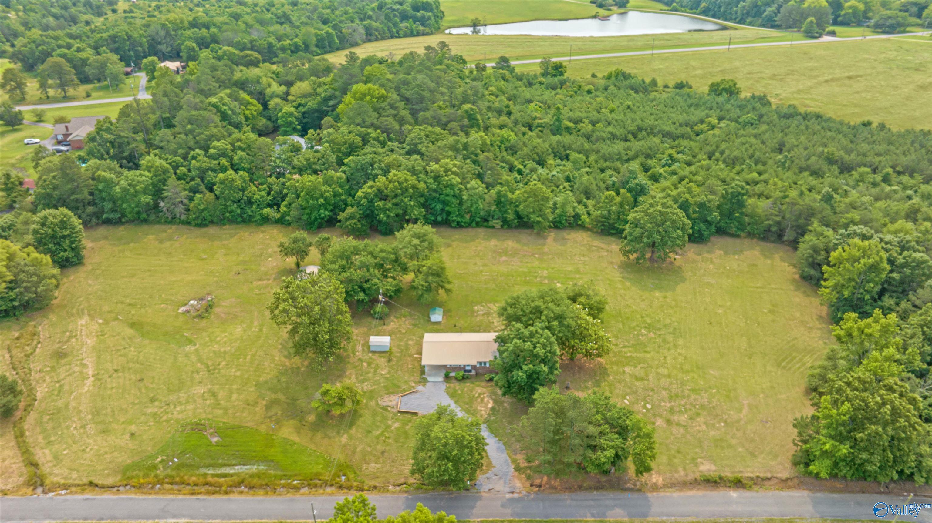 353 County Road 272