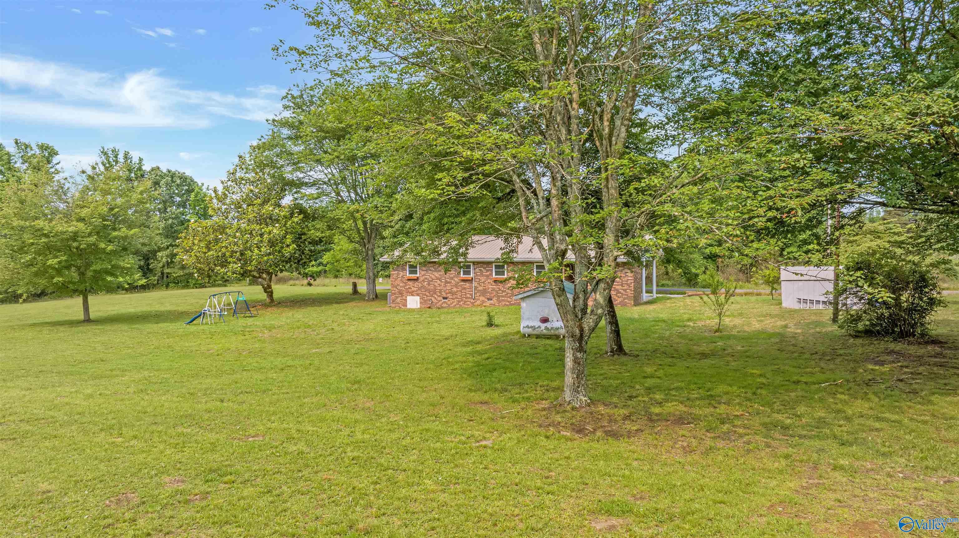 353 County Road 272