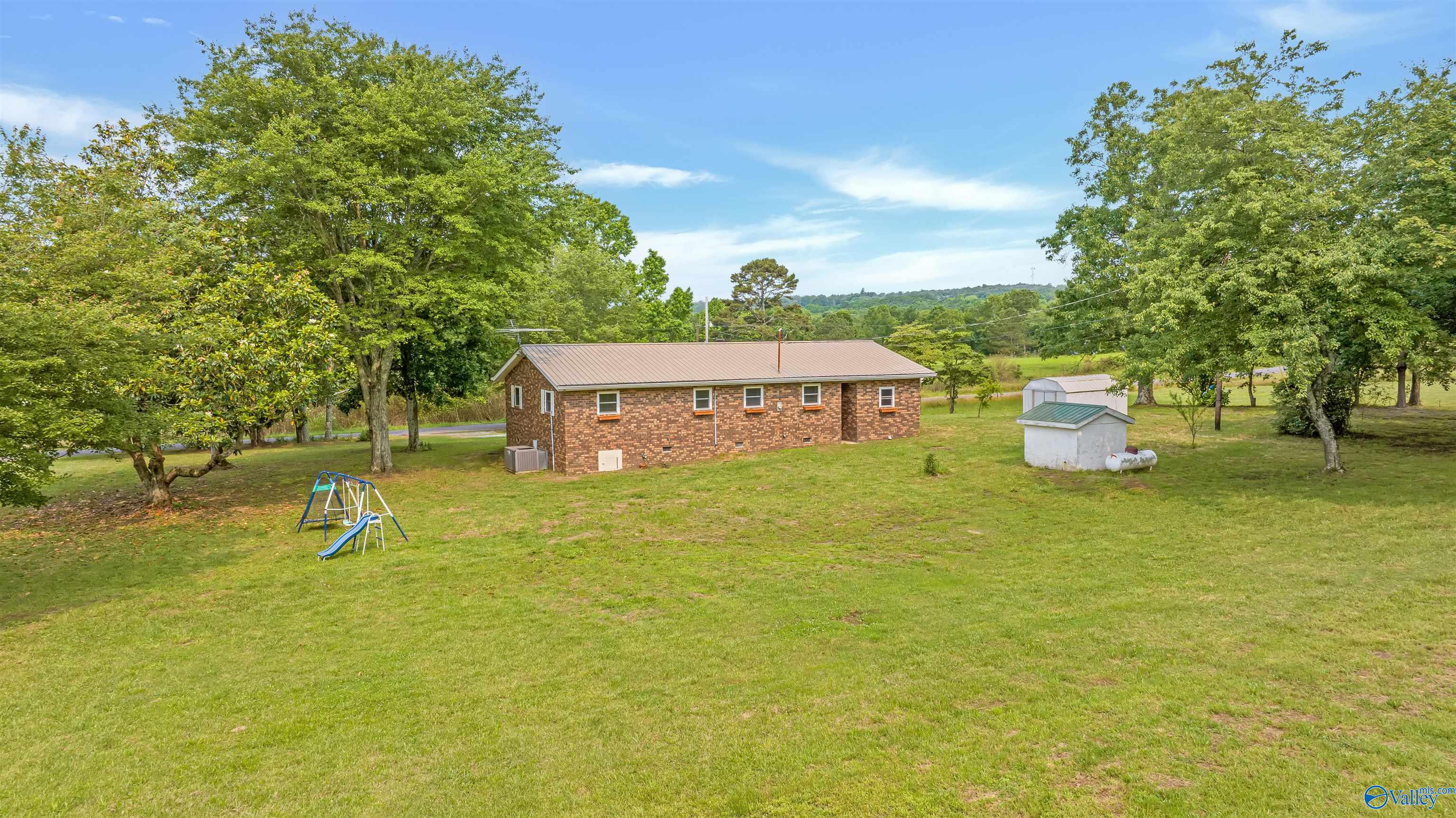 353 County Road 272
