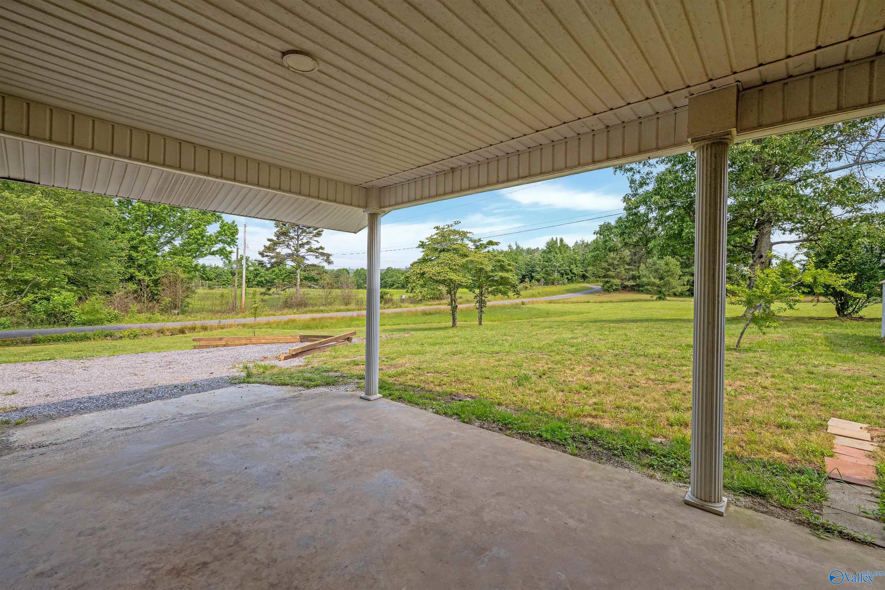 353 County Road 272
