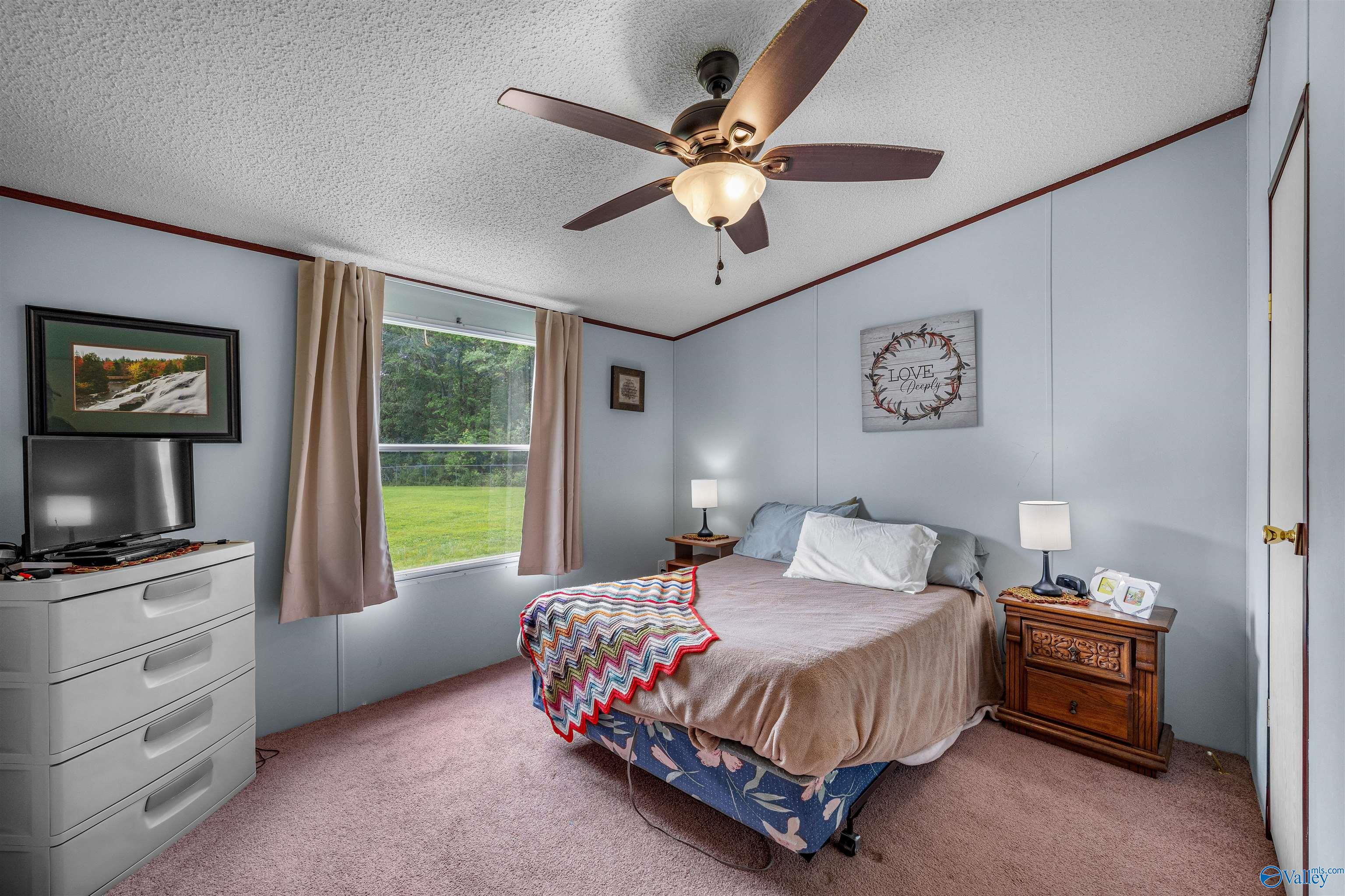 154 Creekside Drive
