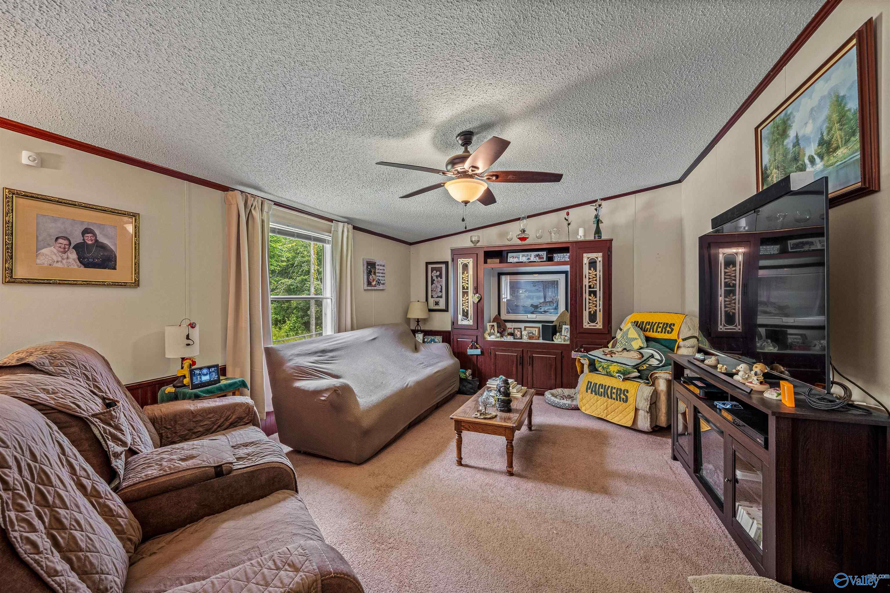 154 Creekside Drive