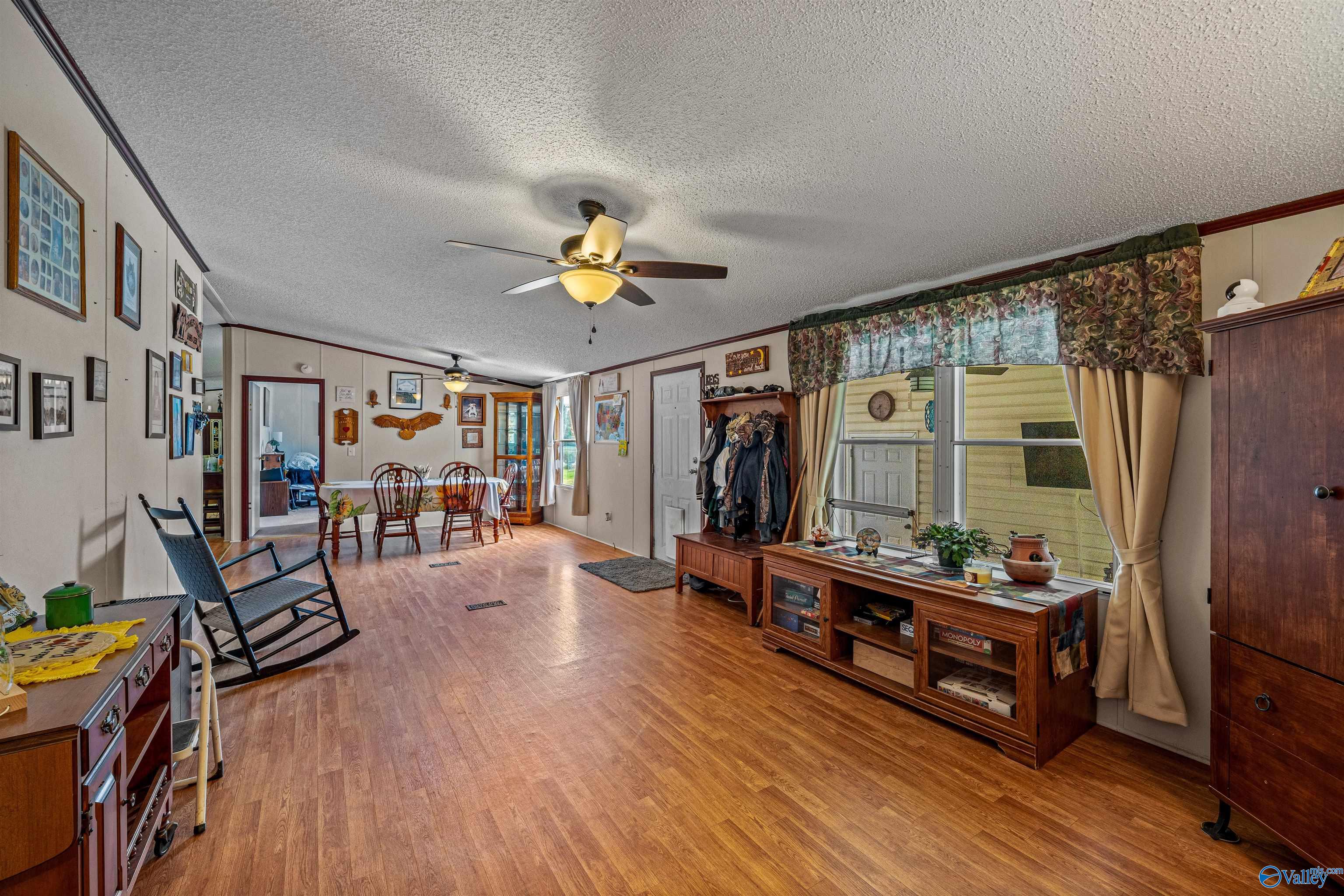 154 Creekside Drive