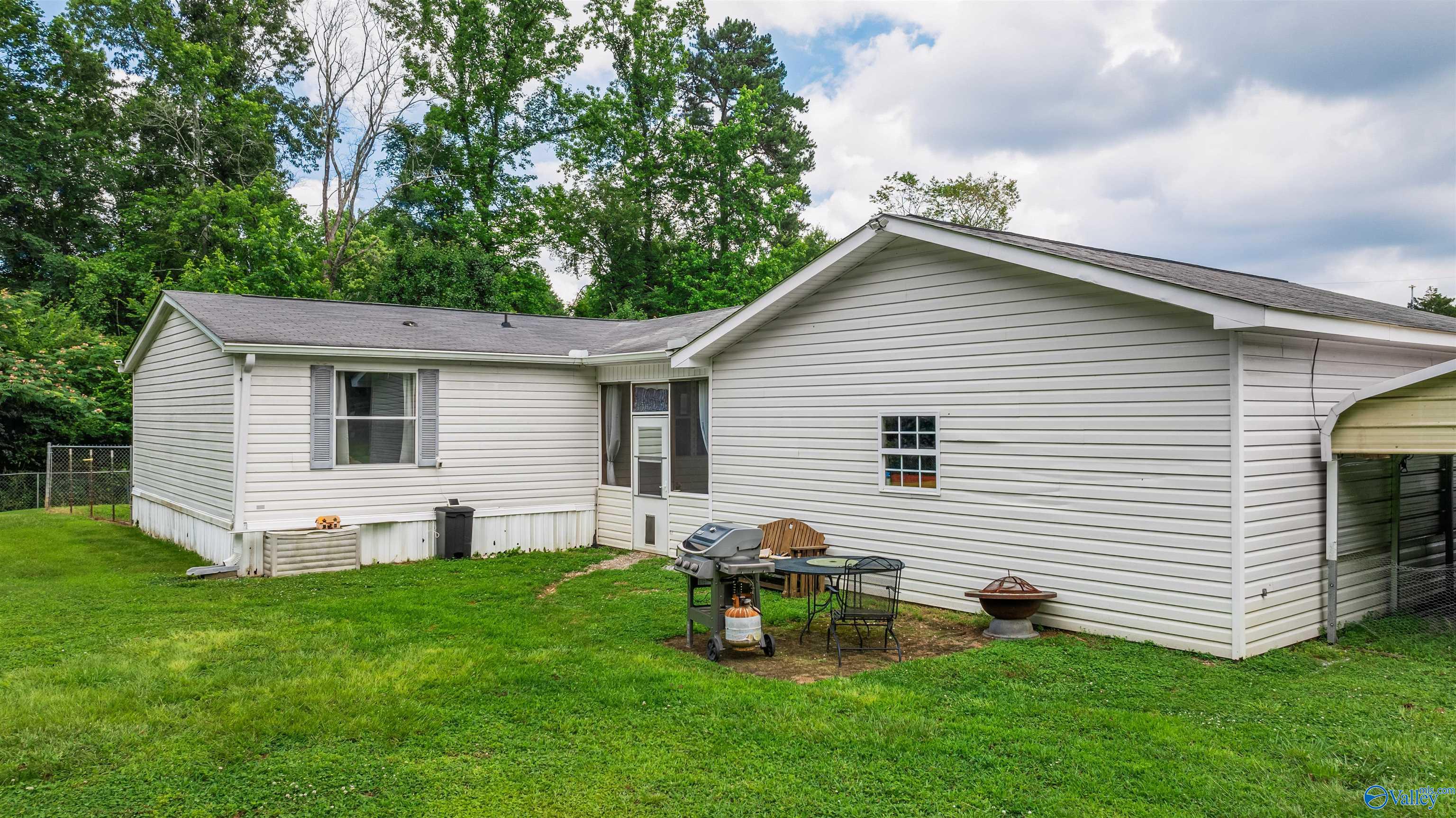 154 Creekside Drive