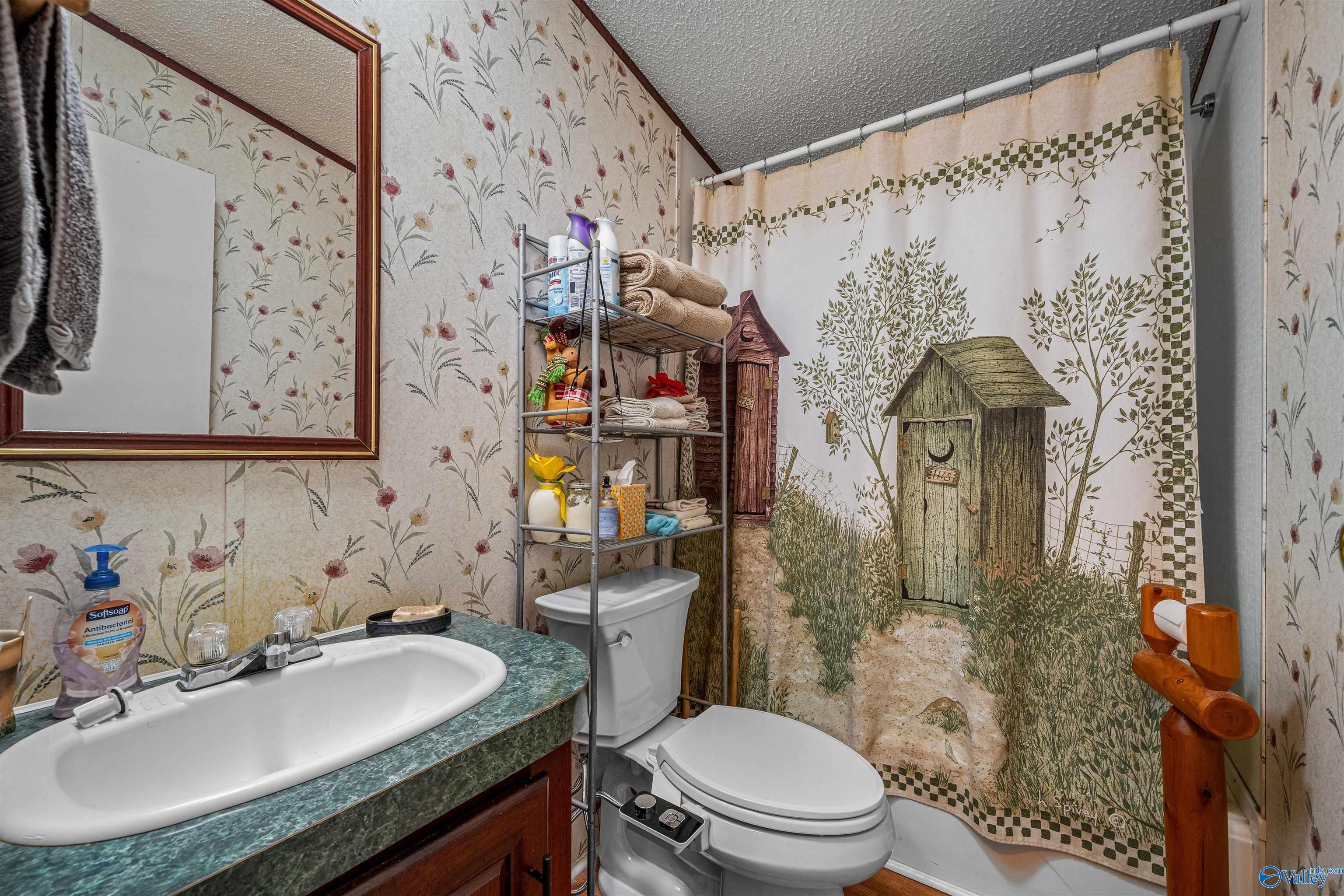 154 Creekside Drive