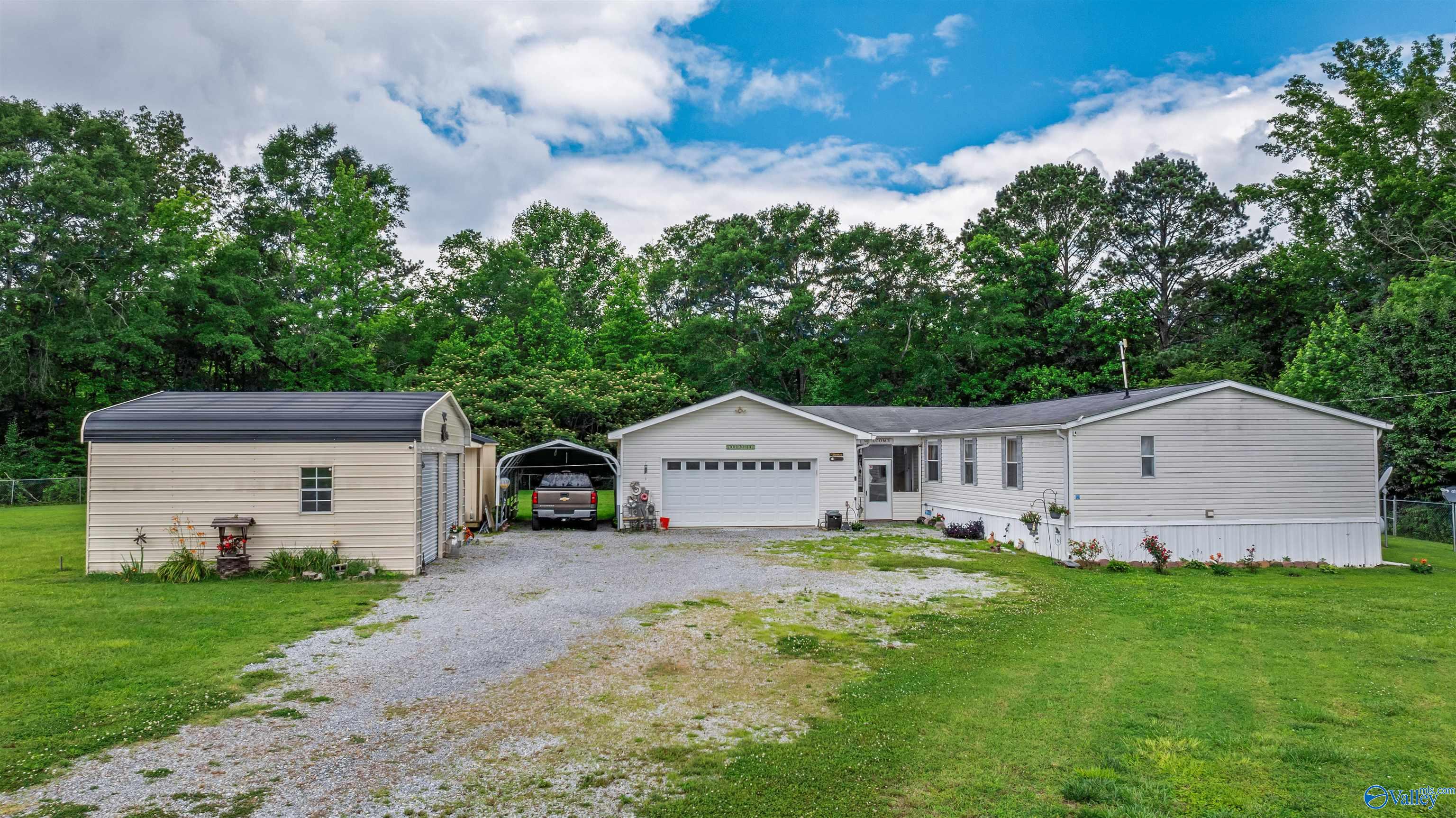 154 Creekside Drive