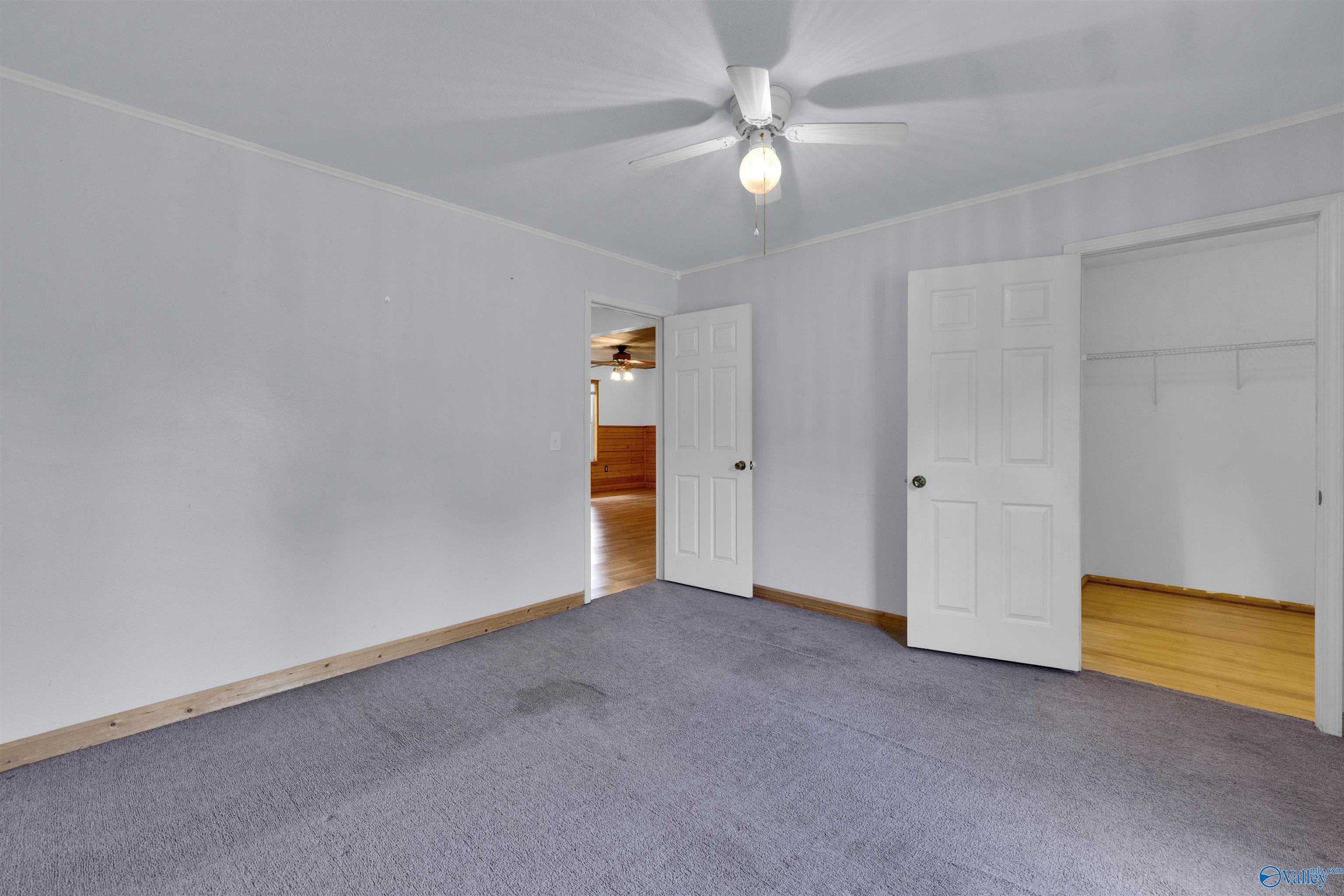 1073 6th Street S