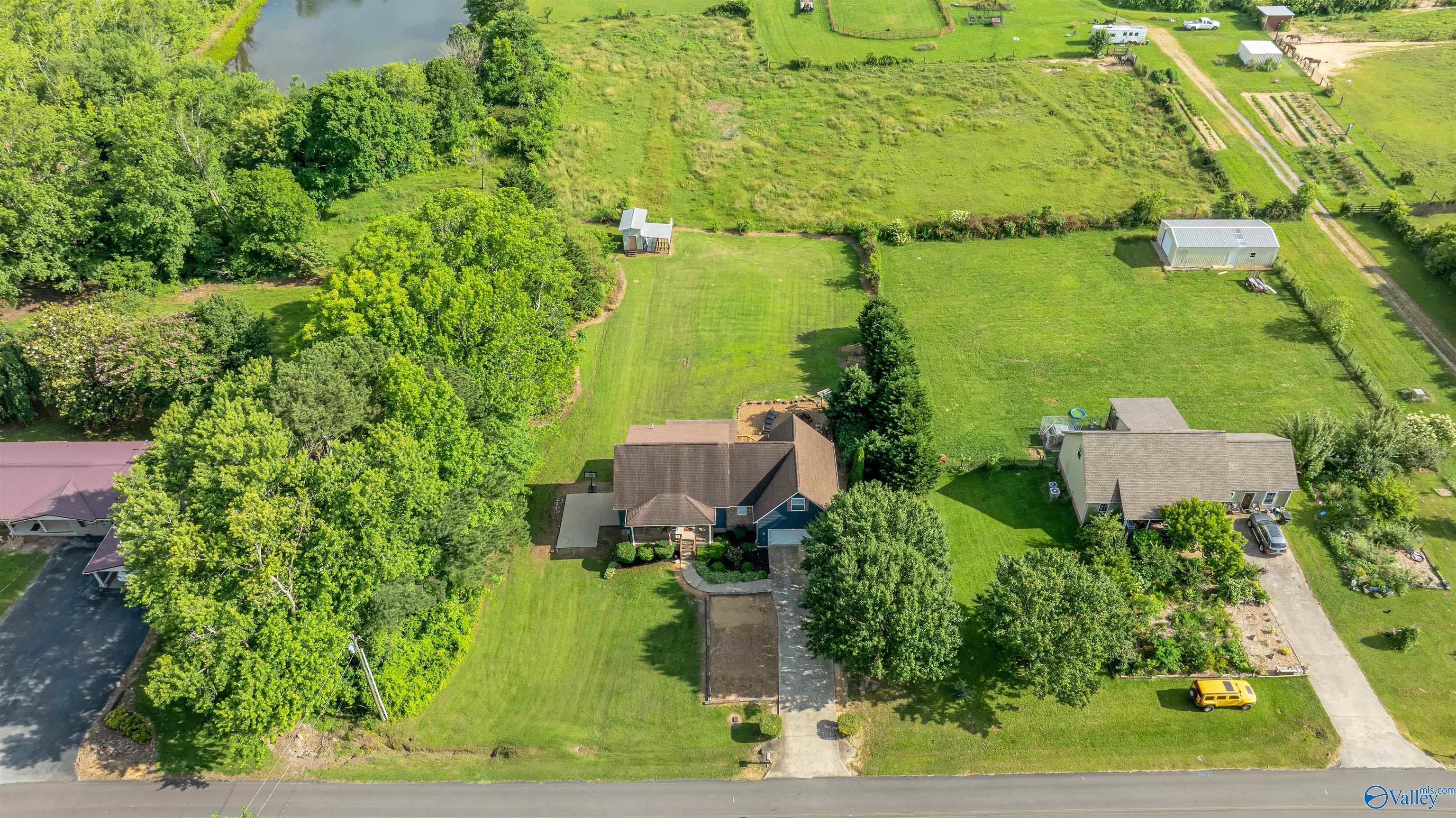 937 E Fruit Farm Road