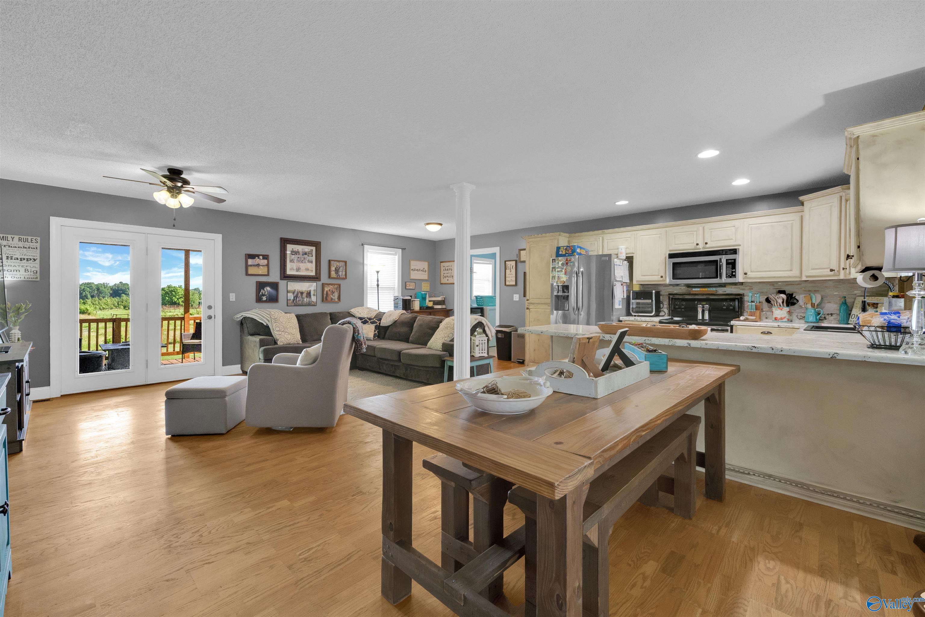 937 E Fruit Farm Road
