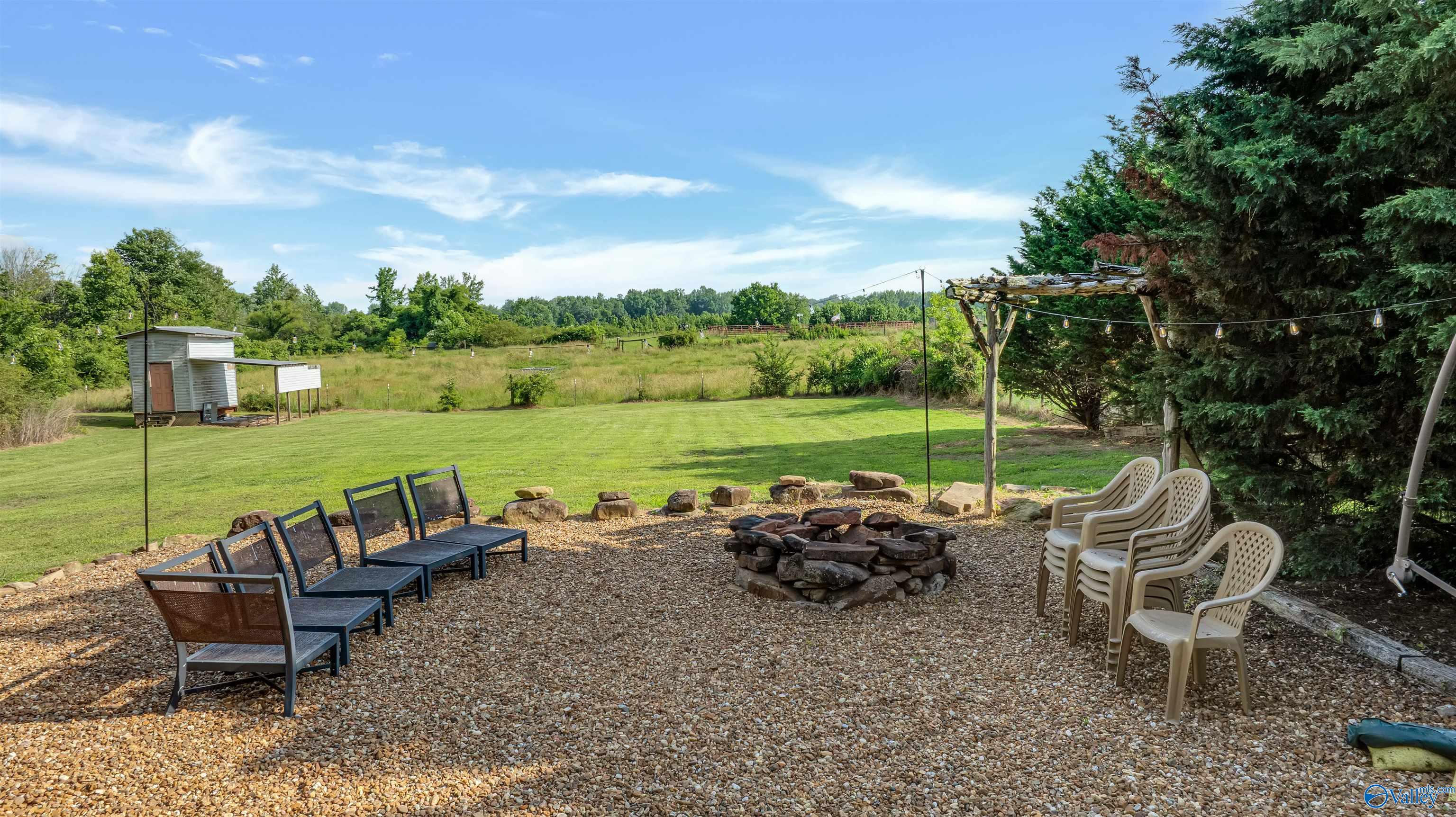 937 E Fruit Farm Road