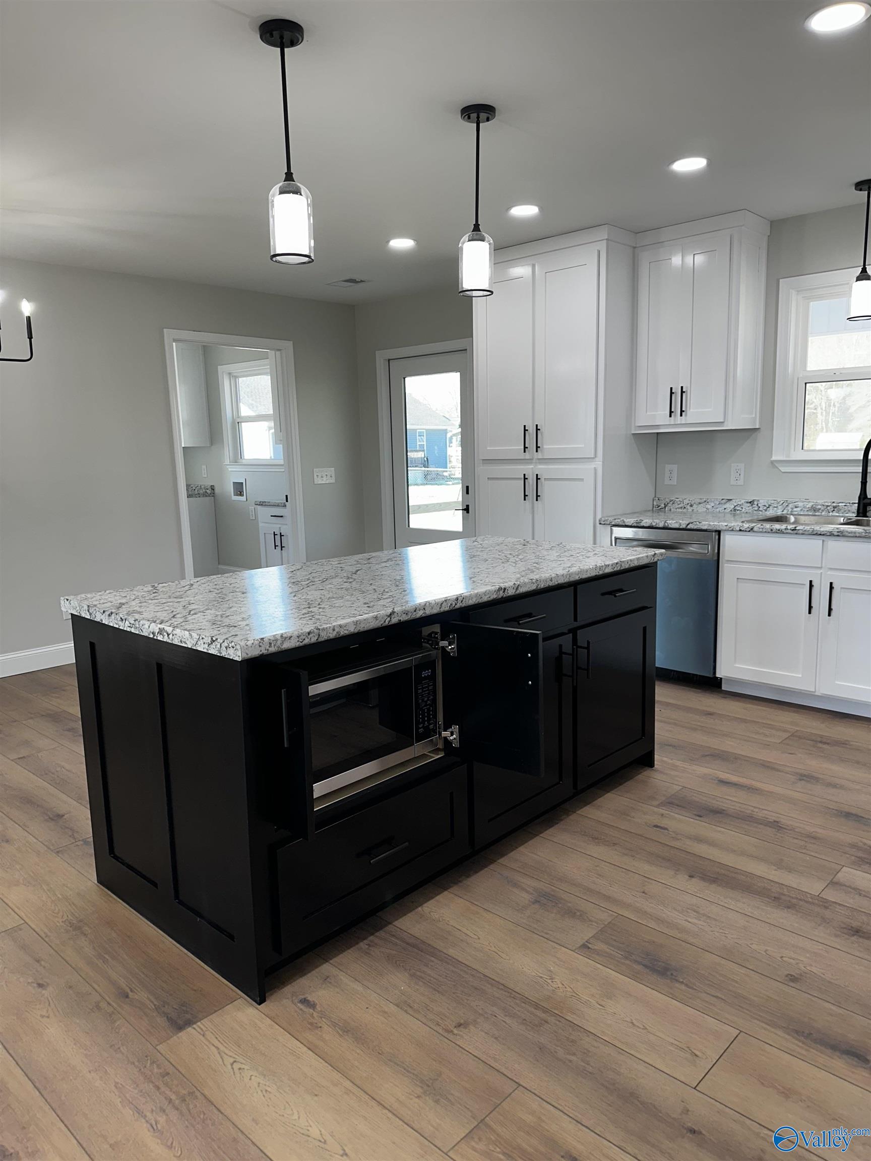 33 Wells Street