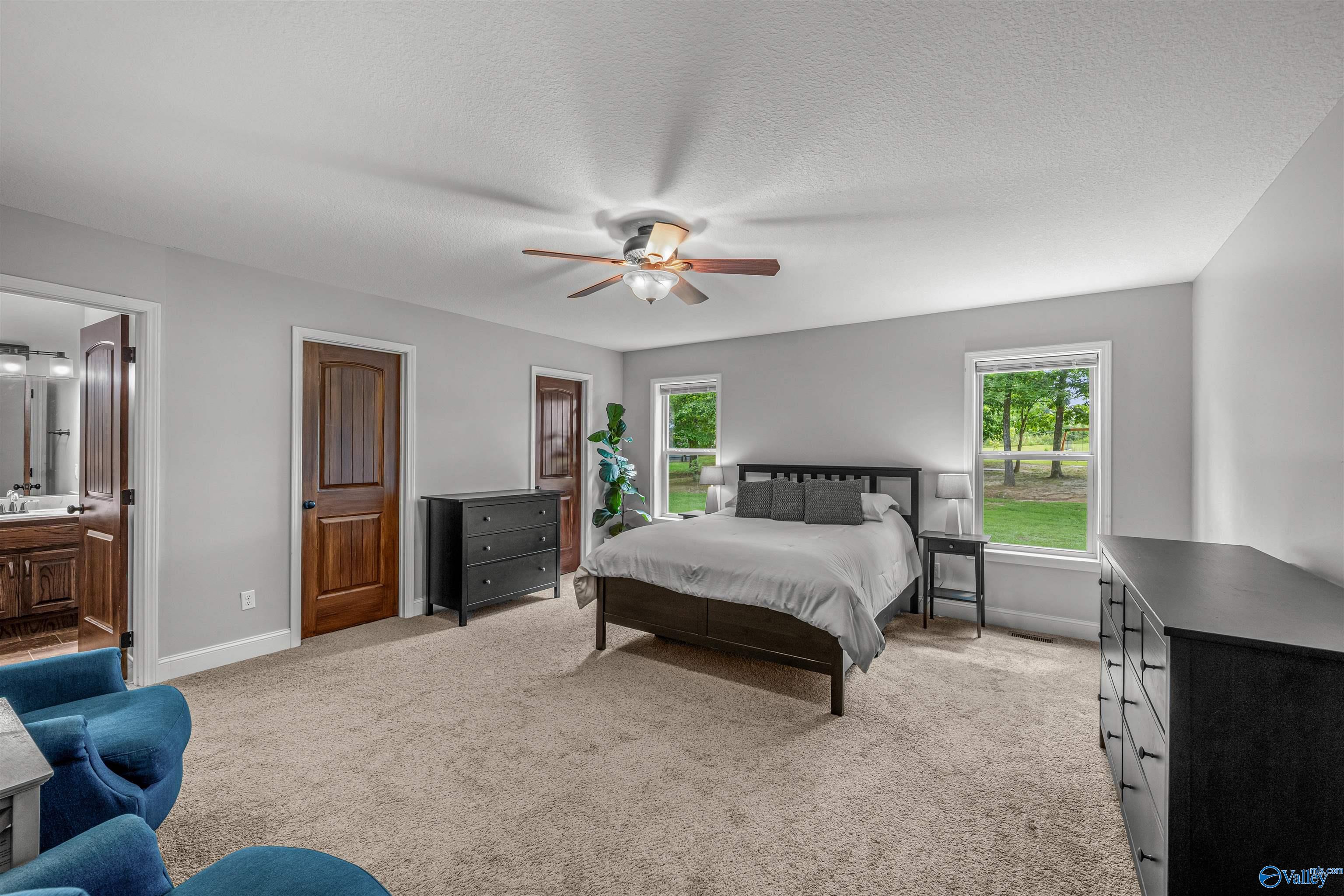 30 Michael Circle NE