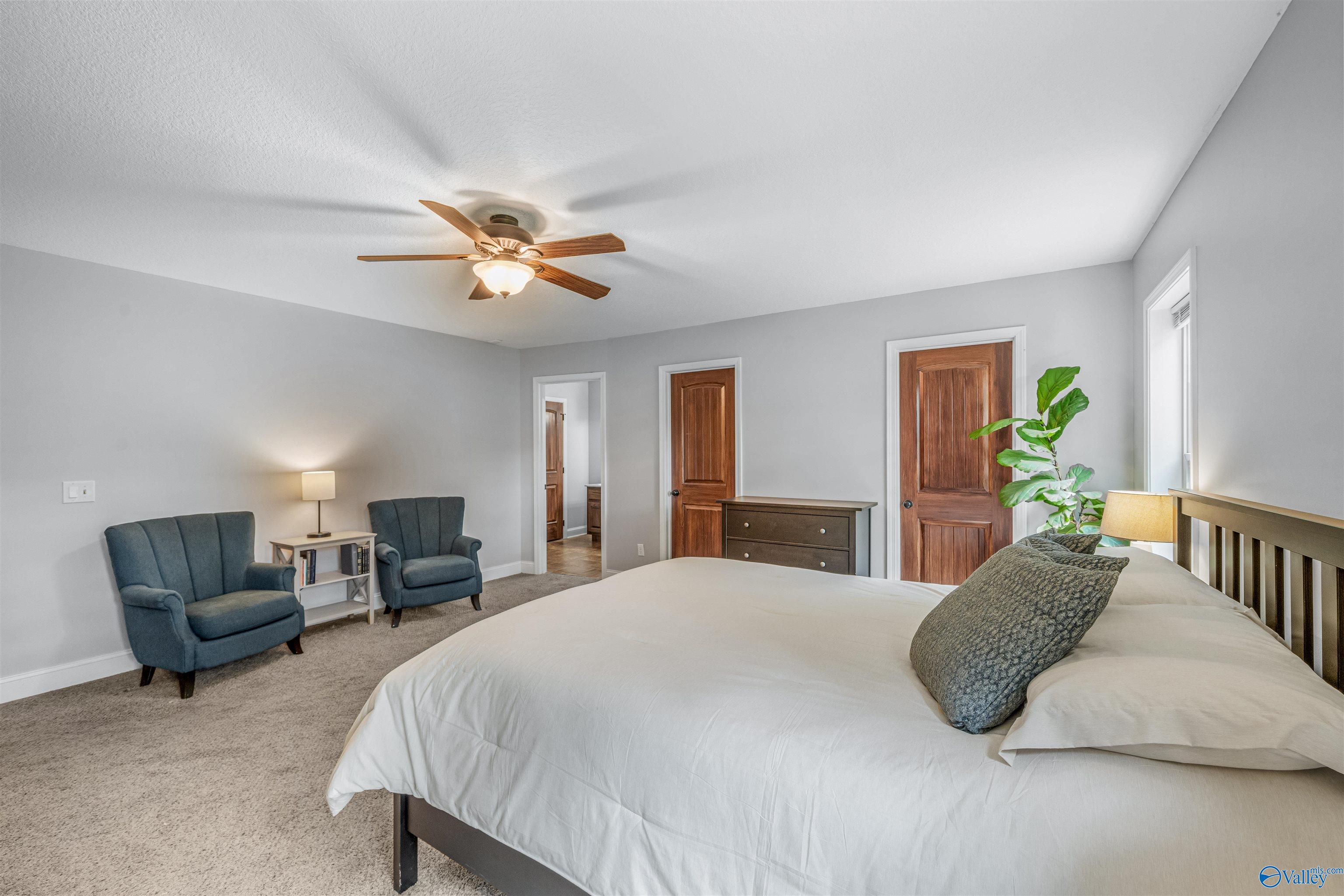 30 Michael Circle NE