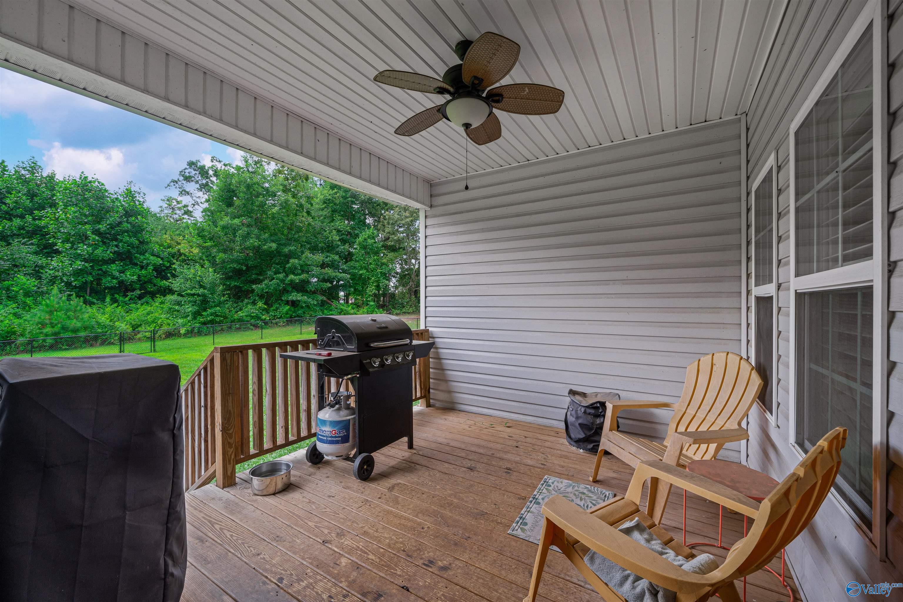 231 Hale Lane