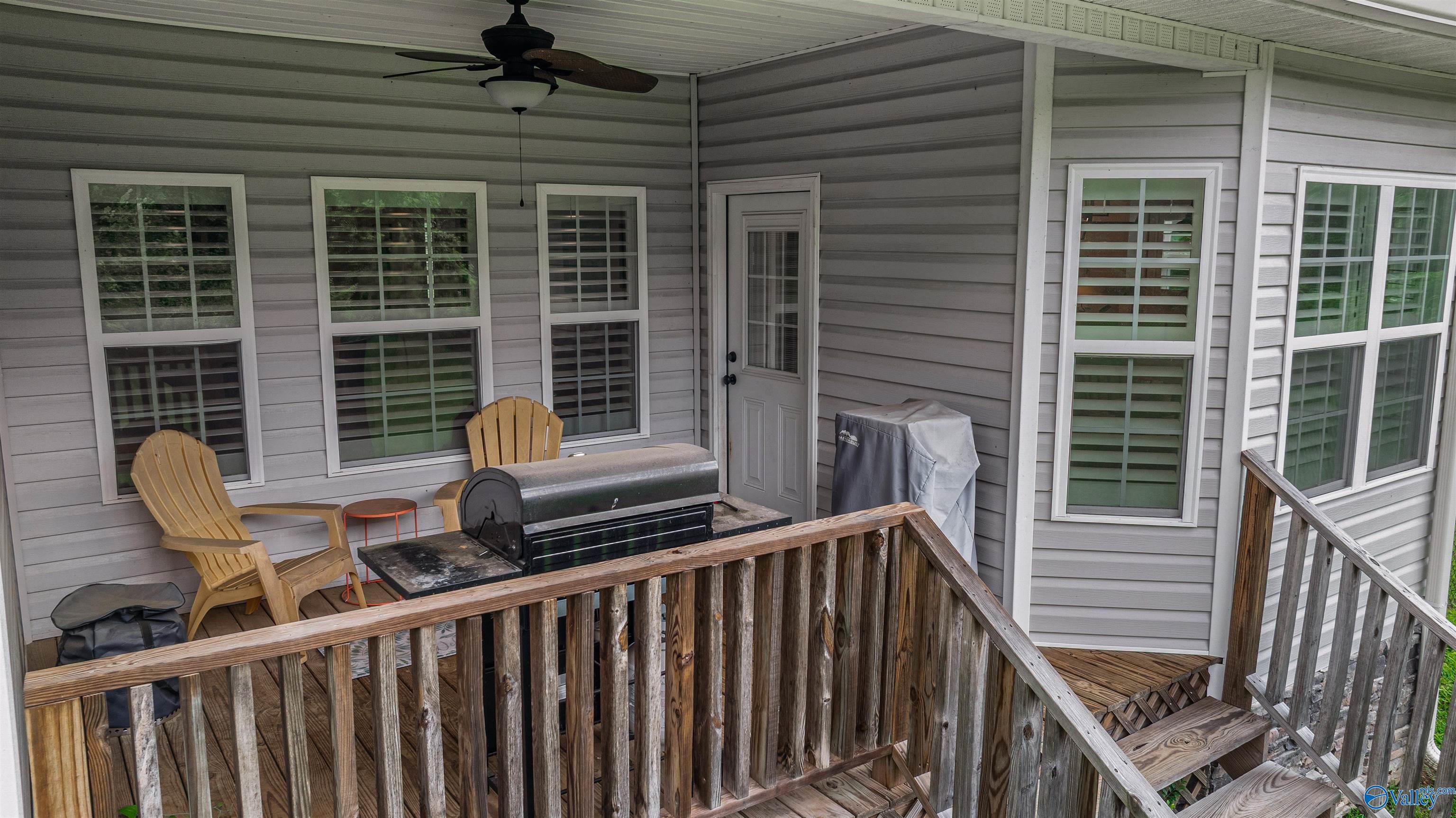 231 Hale Lane