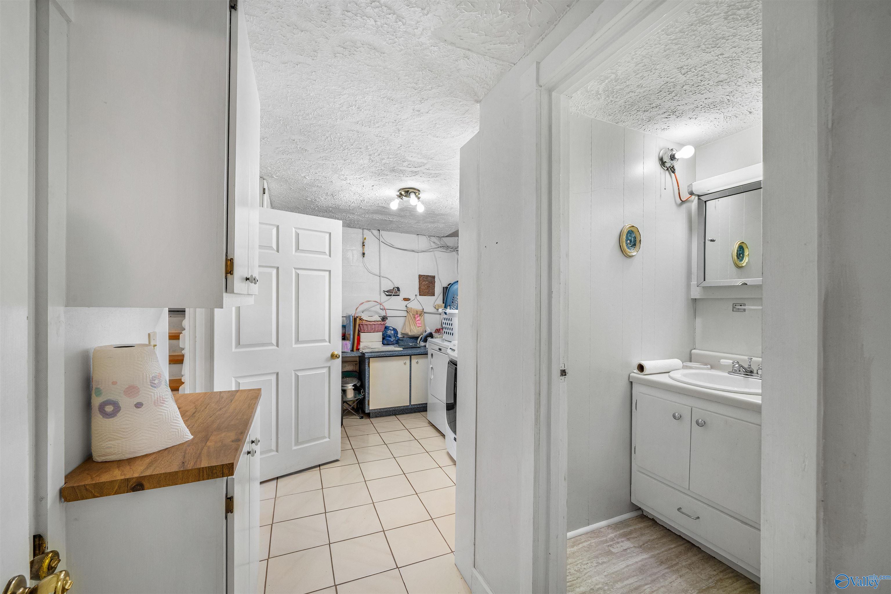 4328 County Road 176