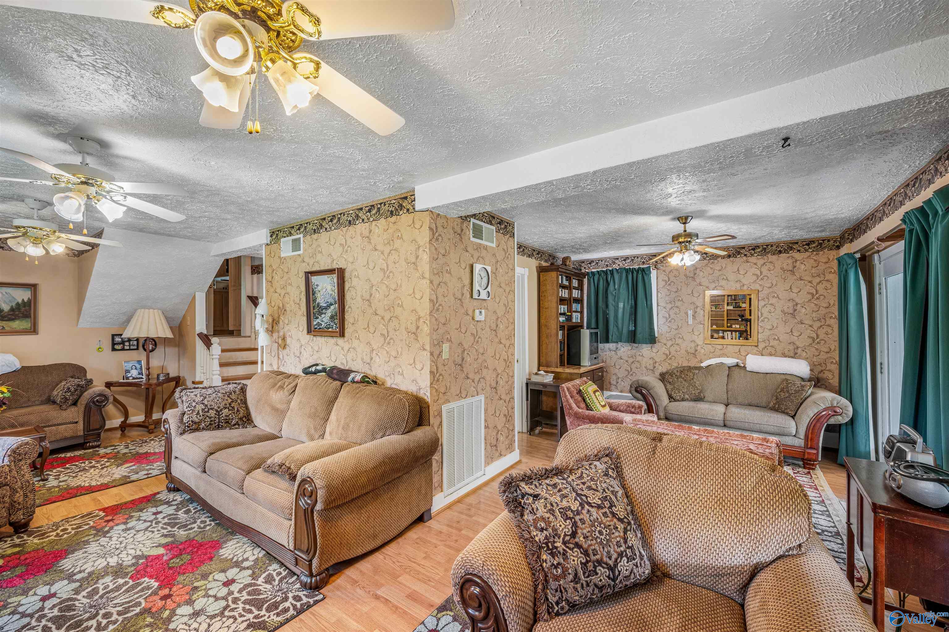 4328 County Road 176