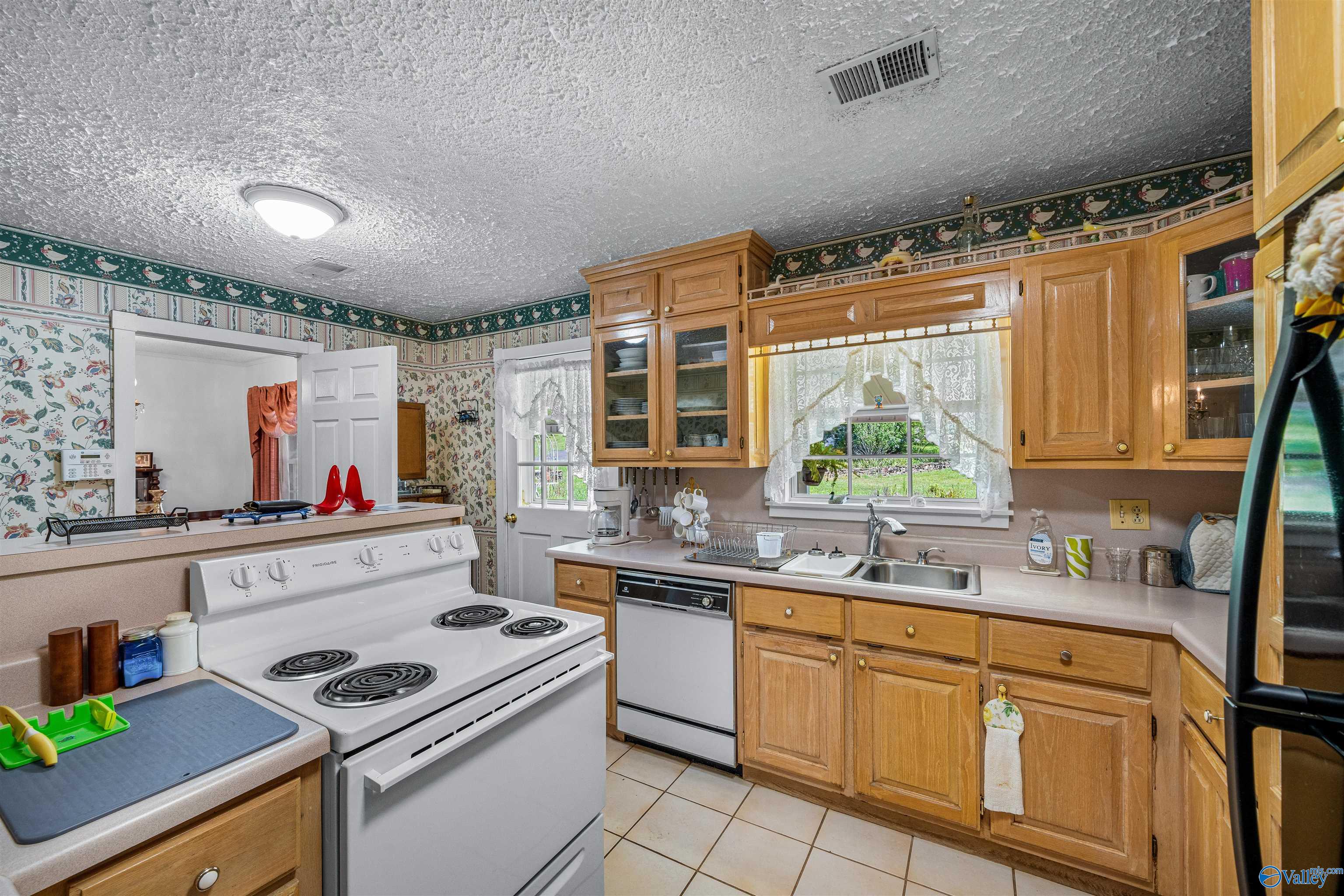 4328 County Road 176