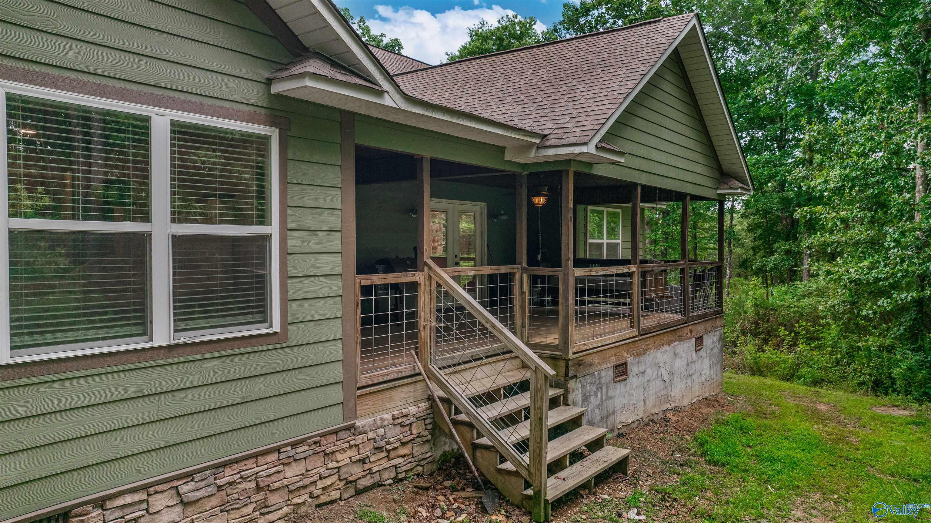 370 Valhalla Road