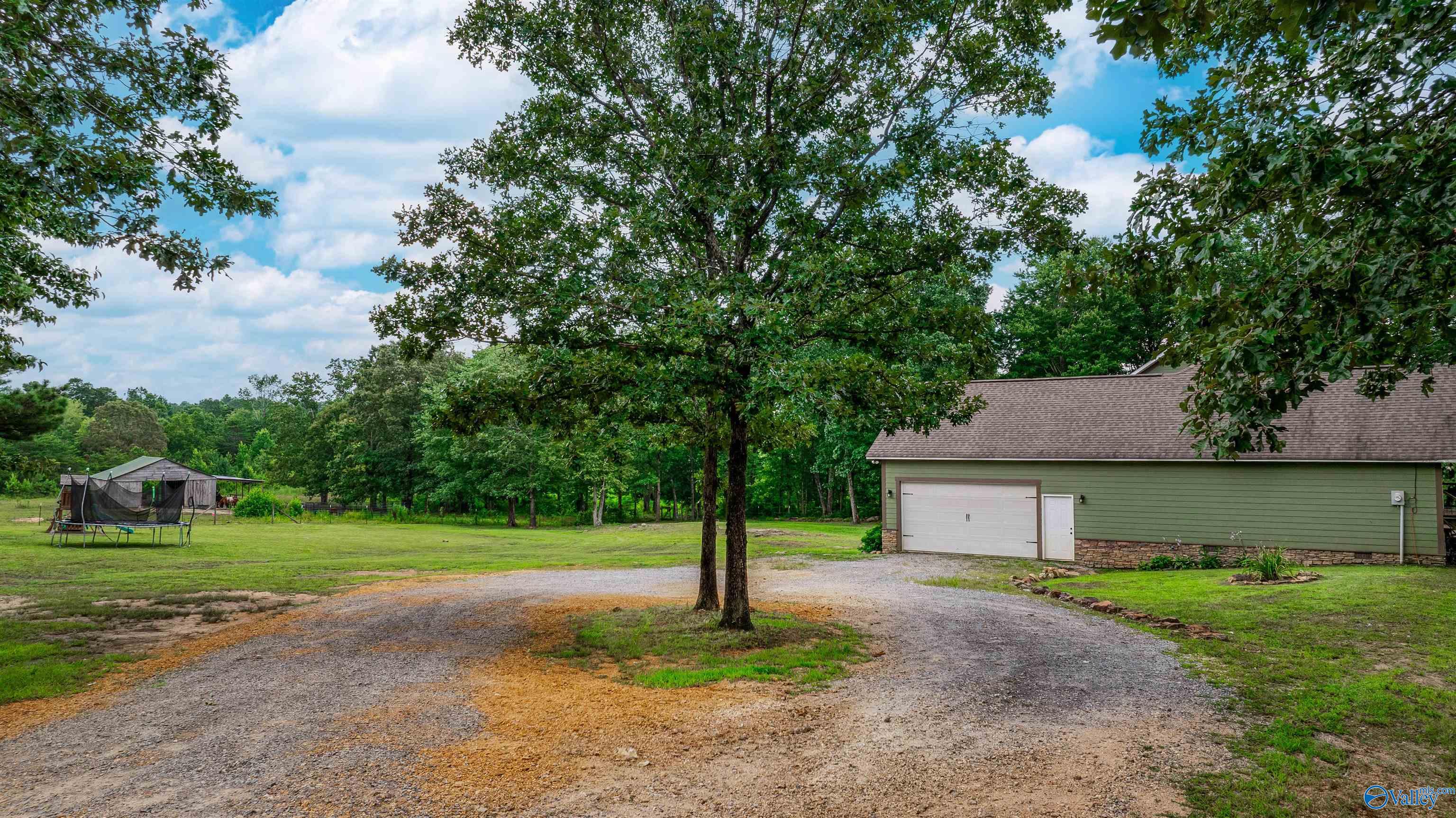 370 Valhalla Road