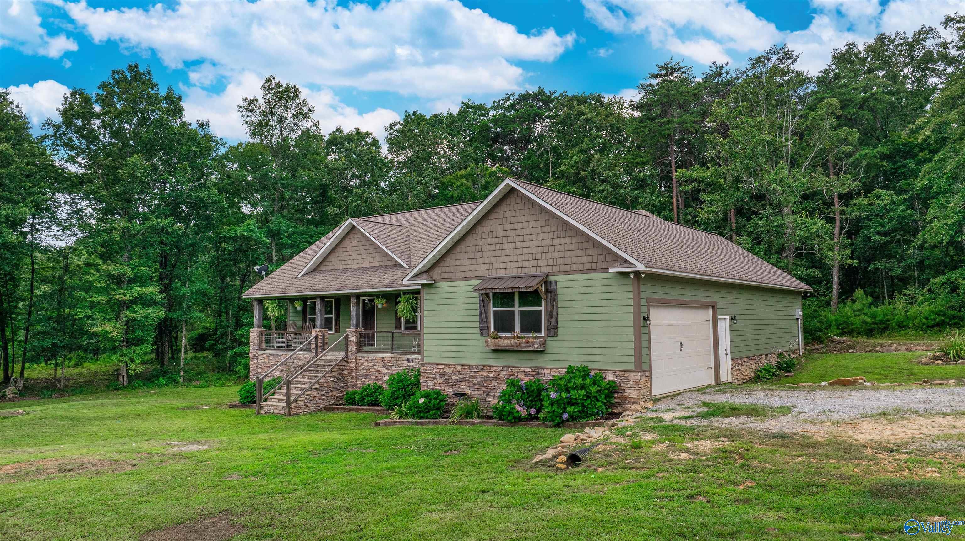 370 Valhalla Road