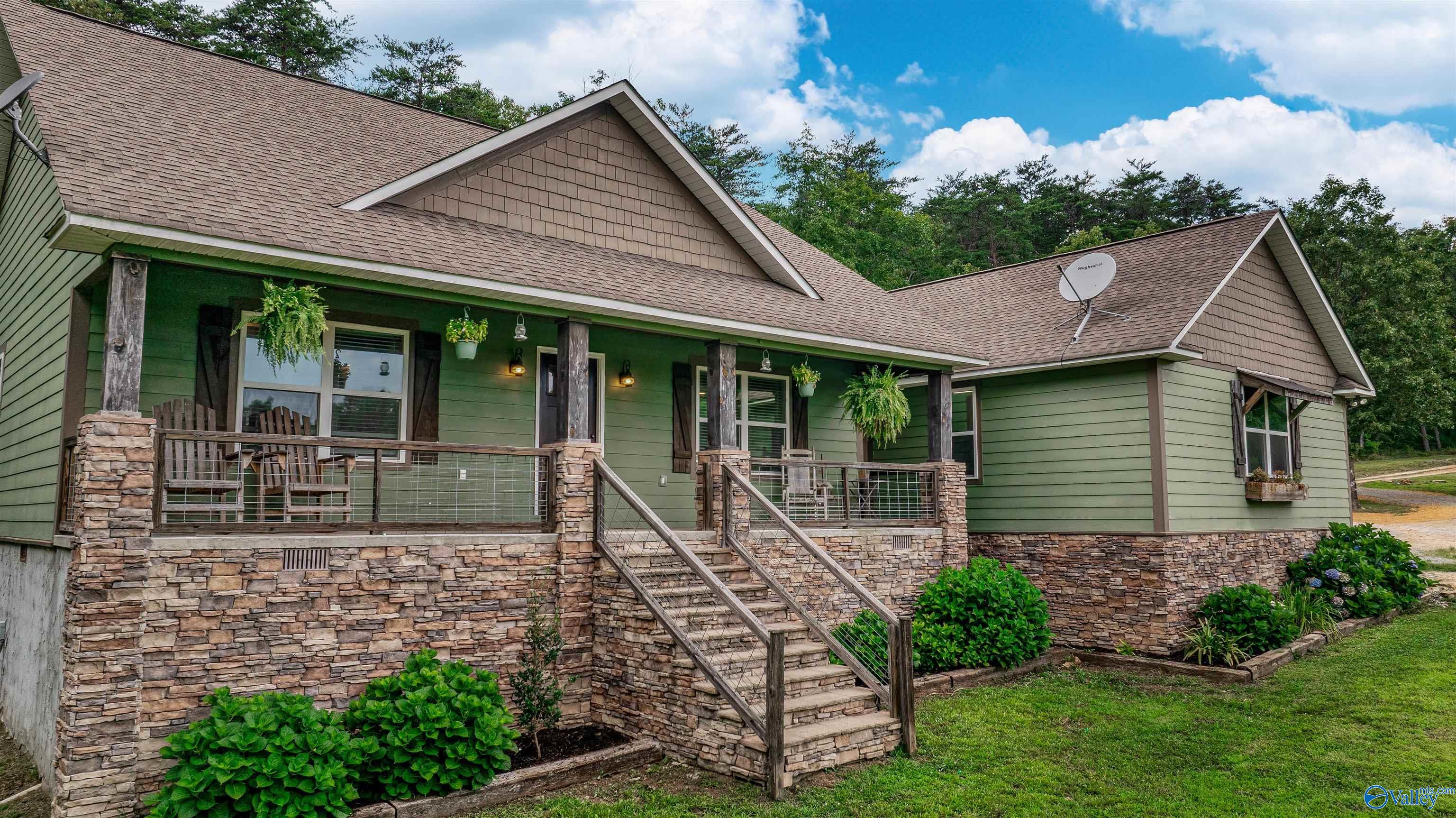 370 Valhalla Road