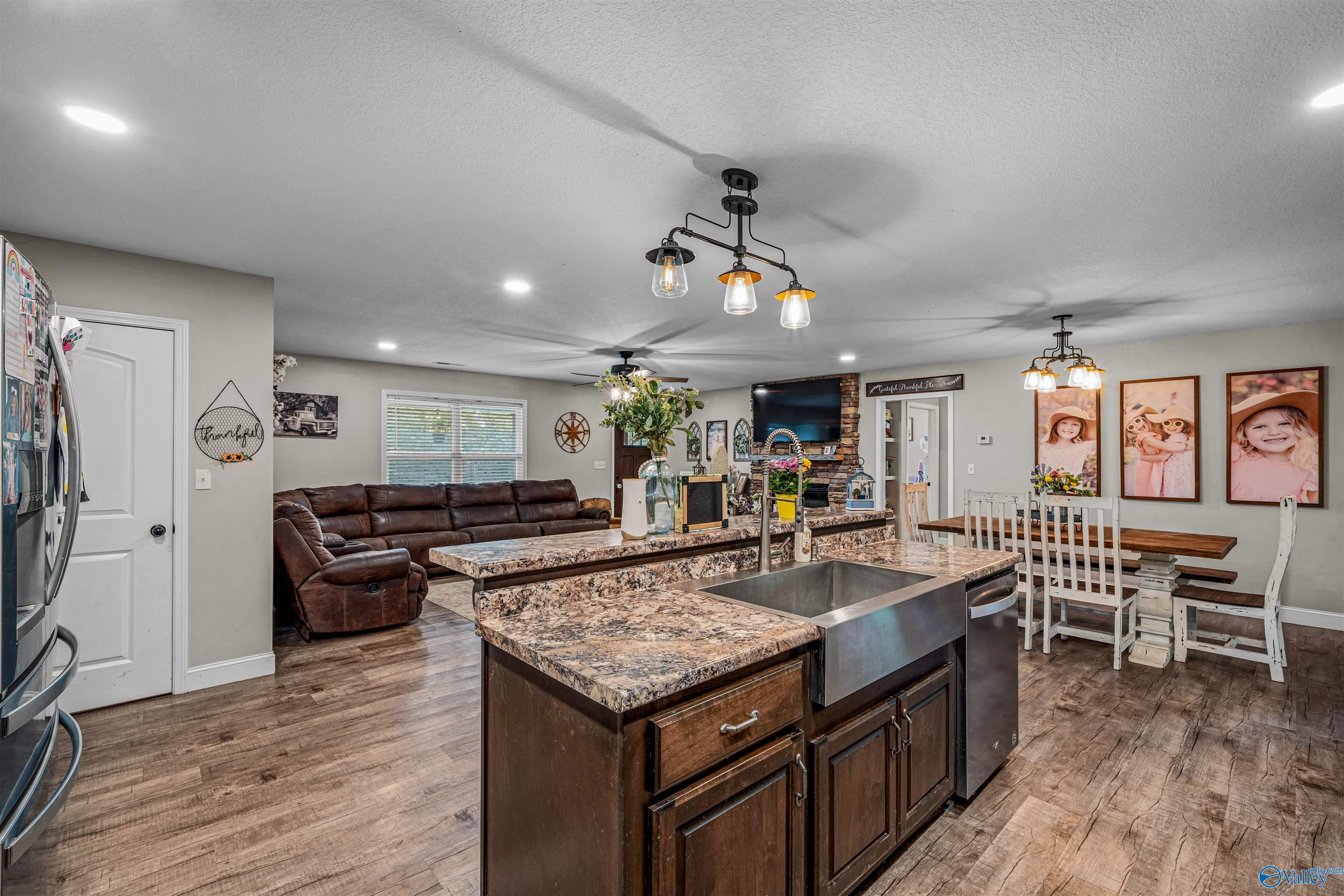 370 Valhalla Road