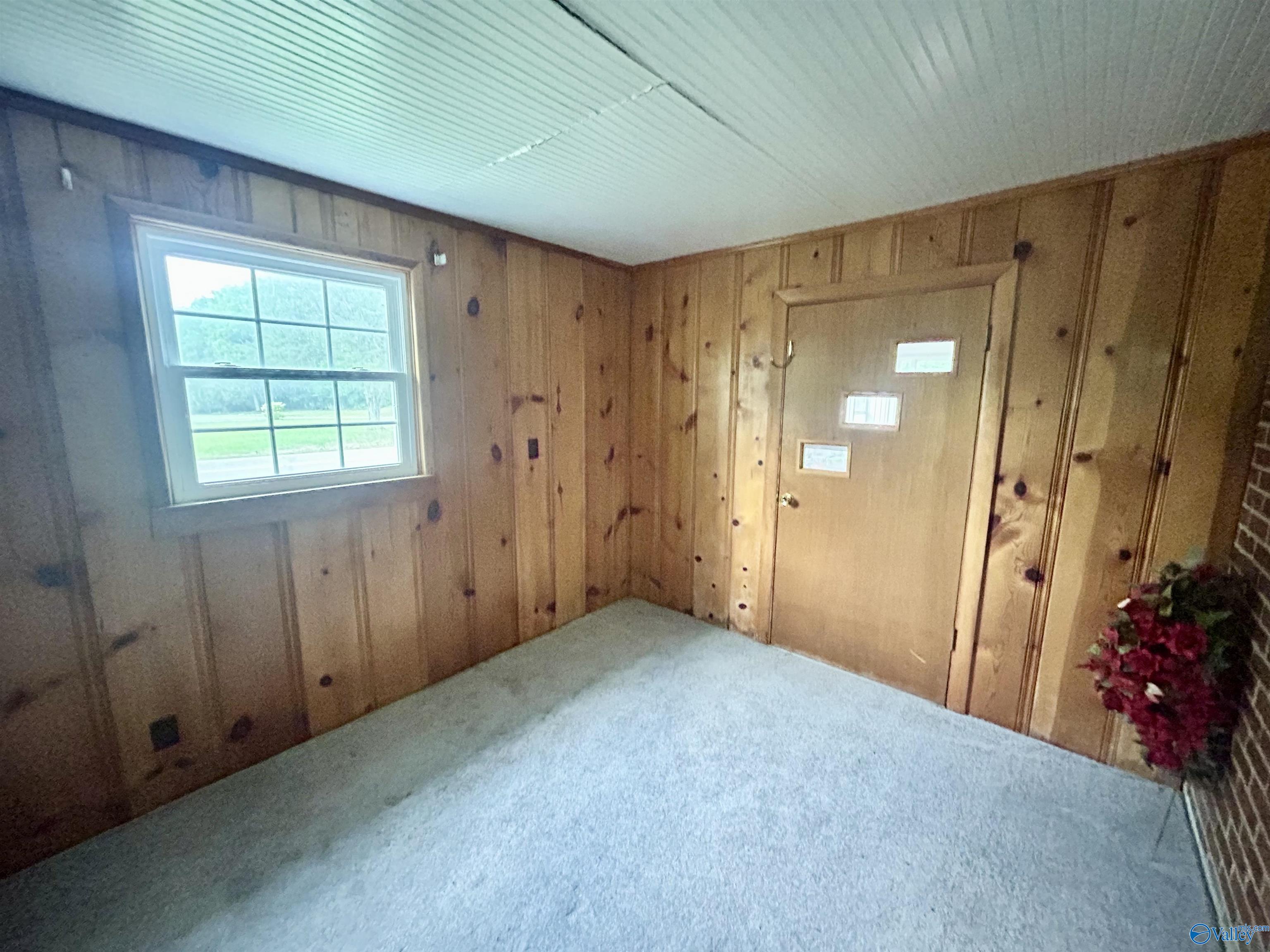208 County Road 81