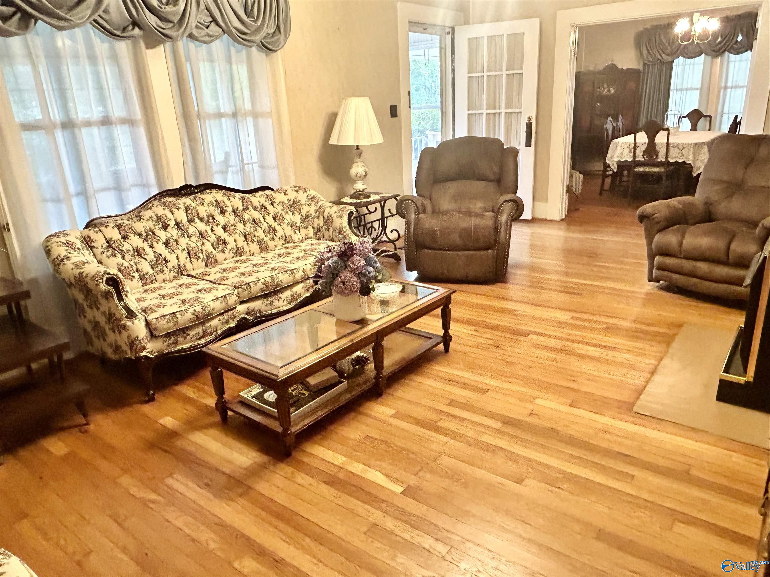 208 County Road 81