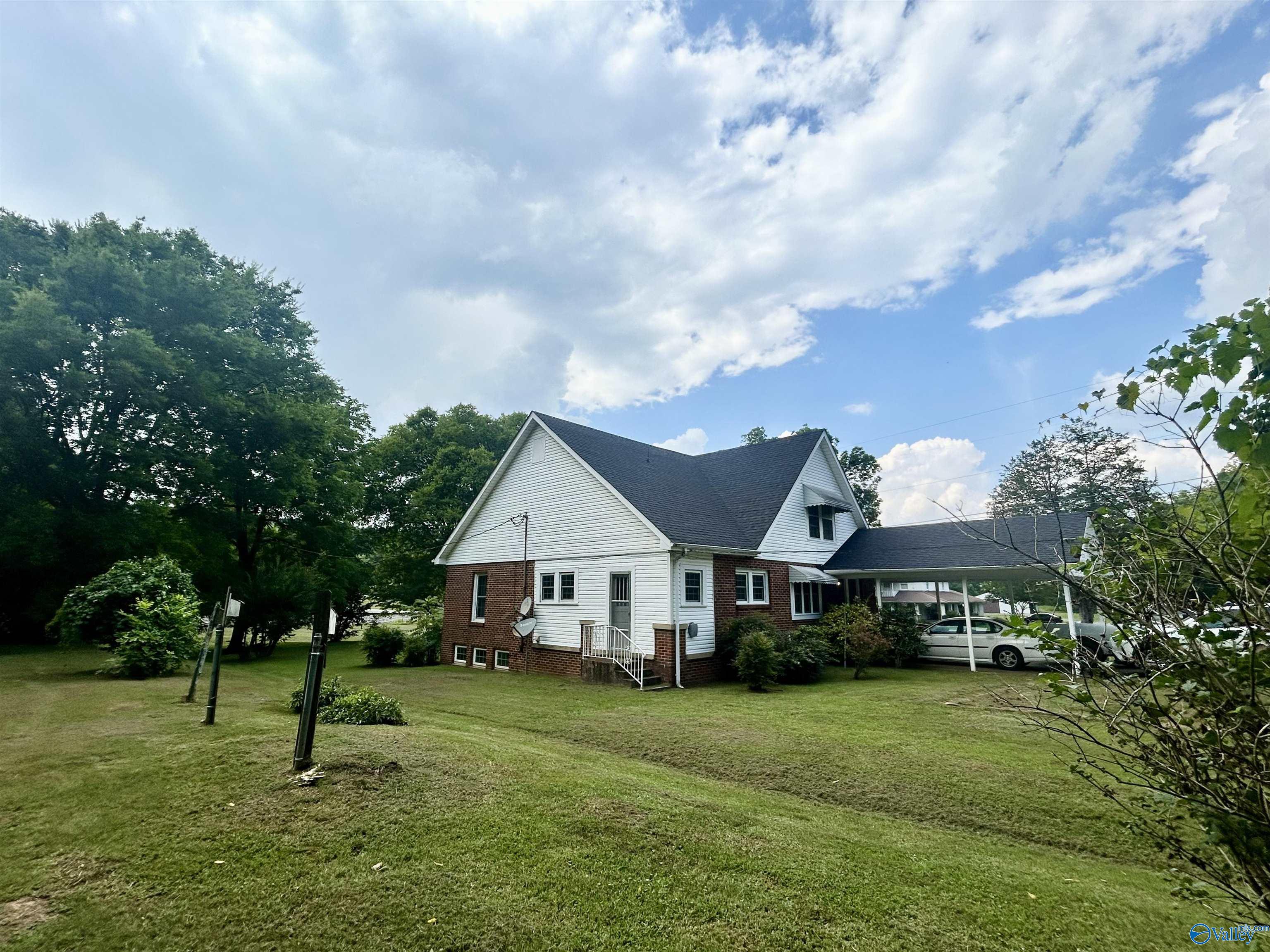 208 County Road 81
