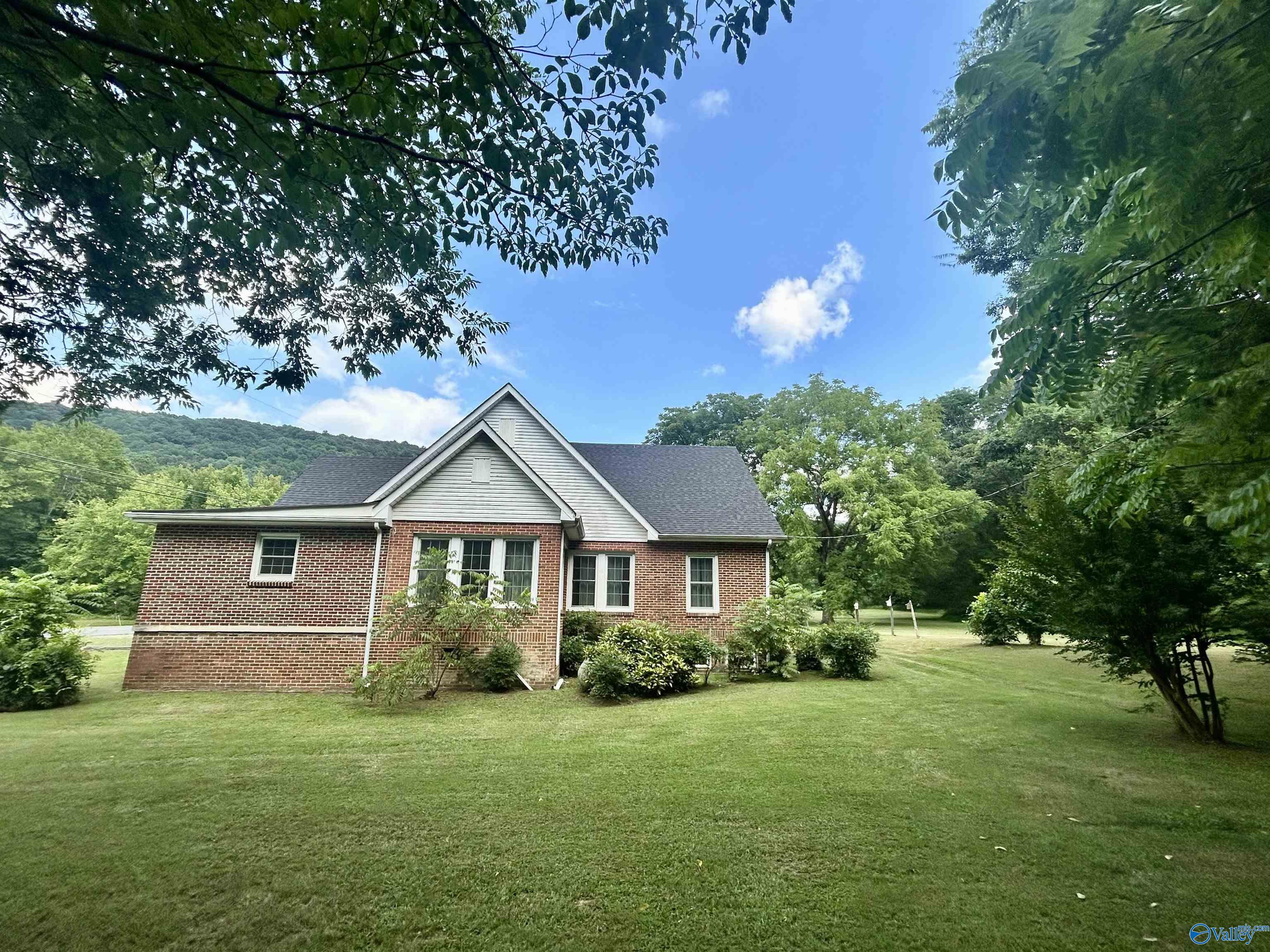 208 County Road 81