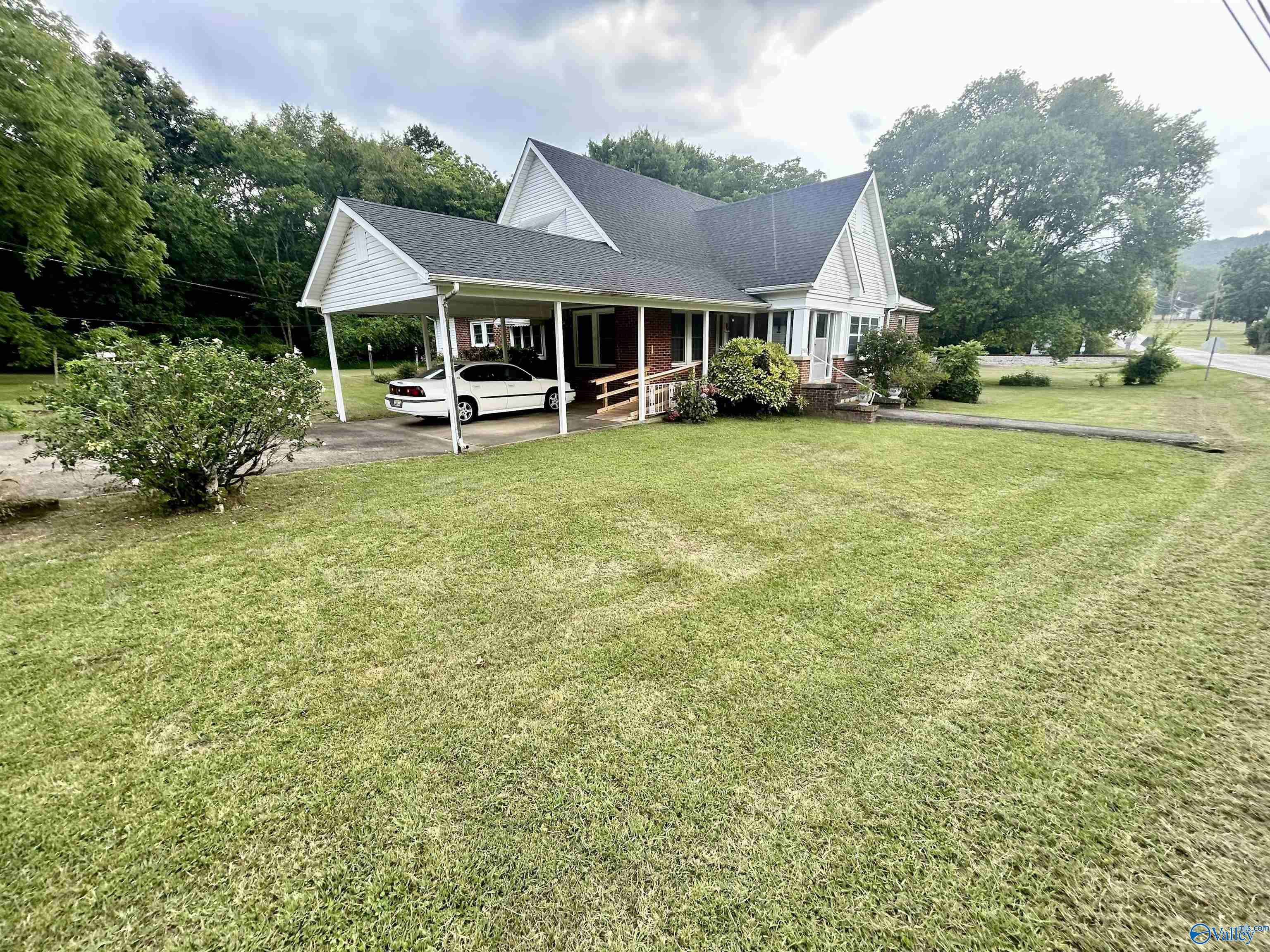 208 County Road 81