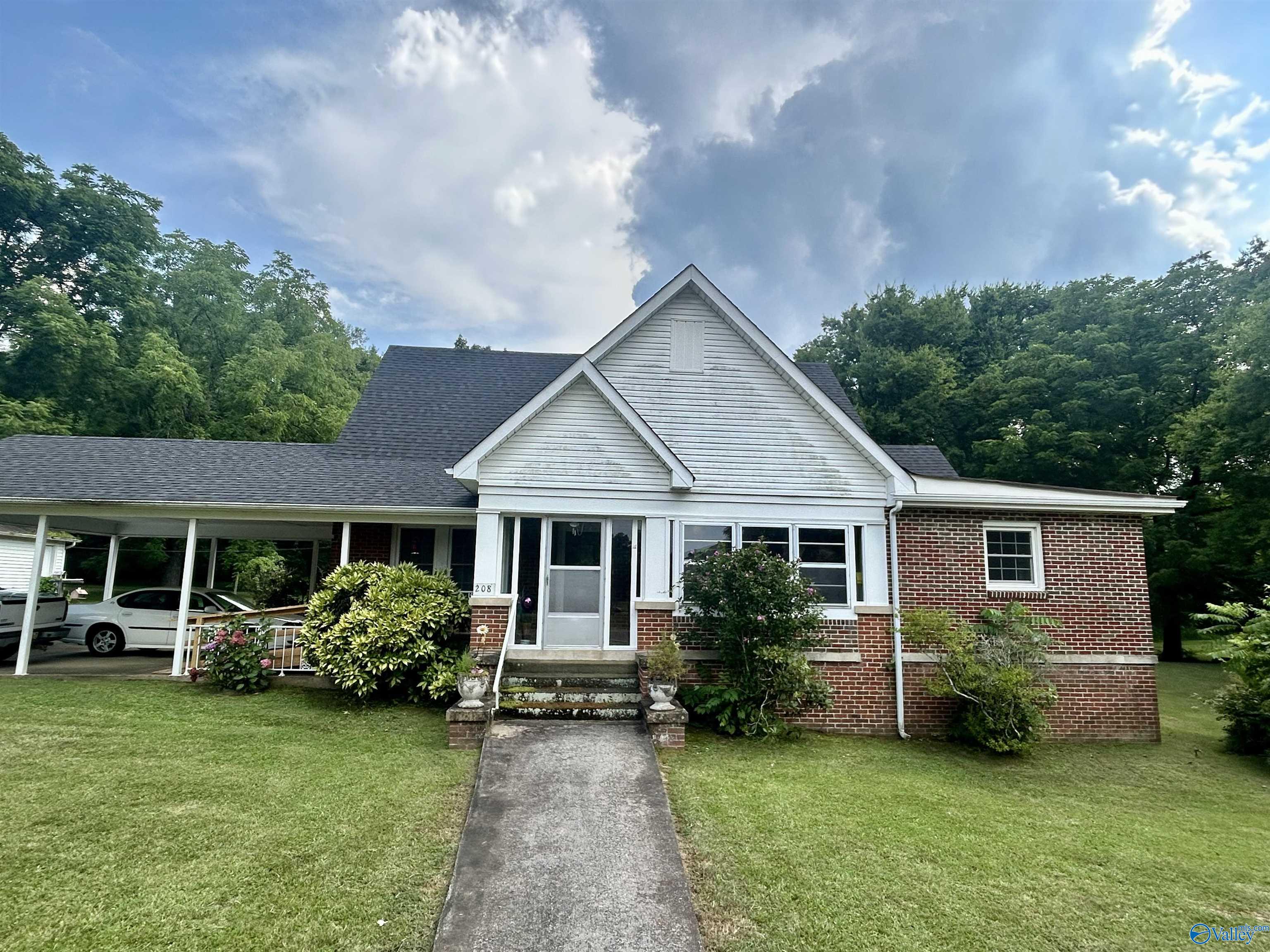 208 County Road 81