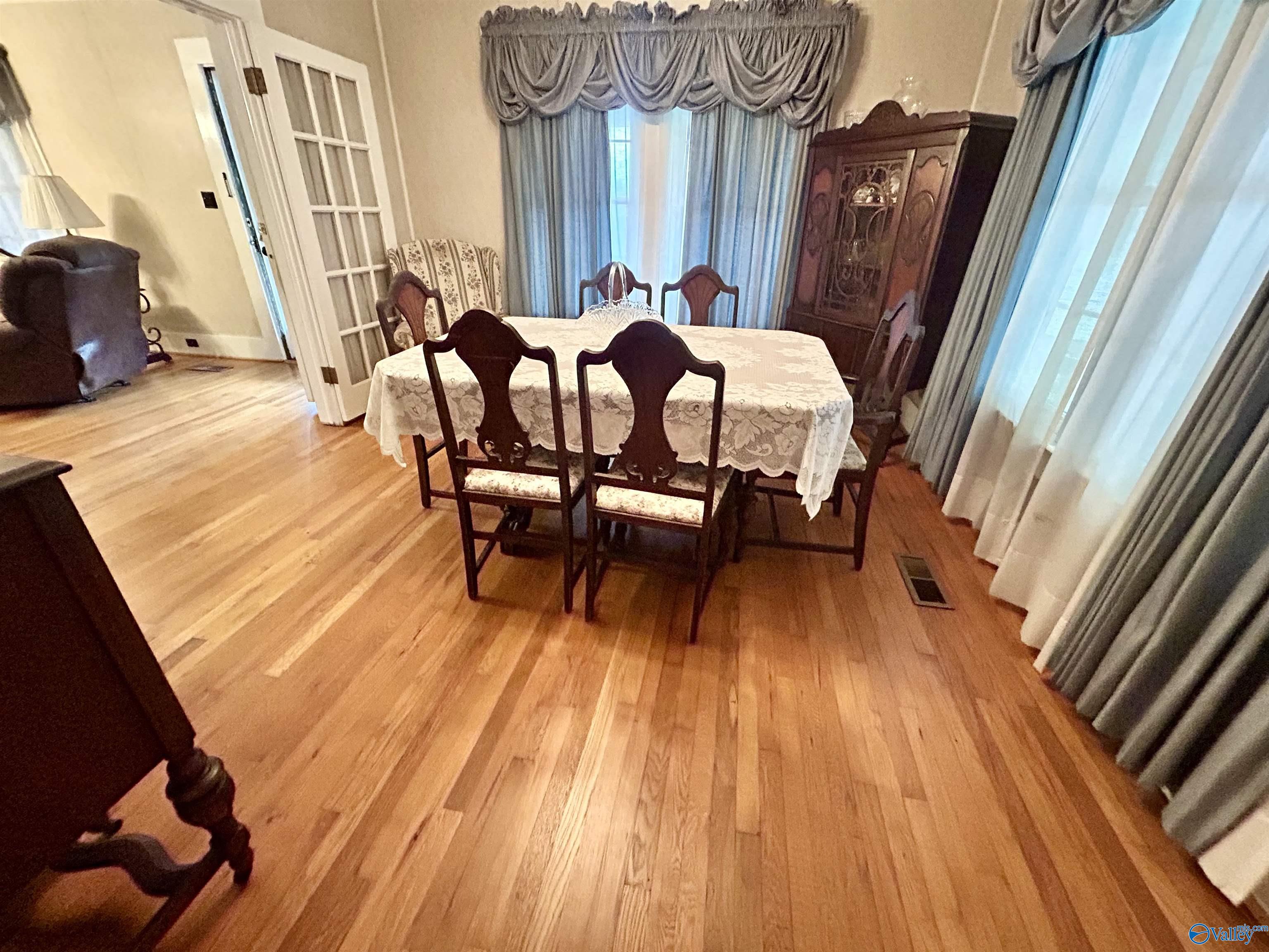 208 County Road 81