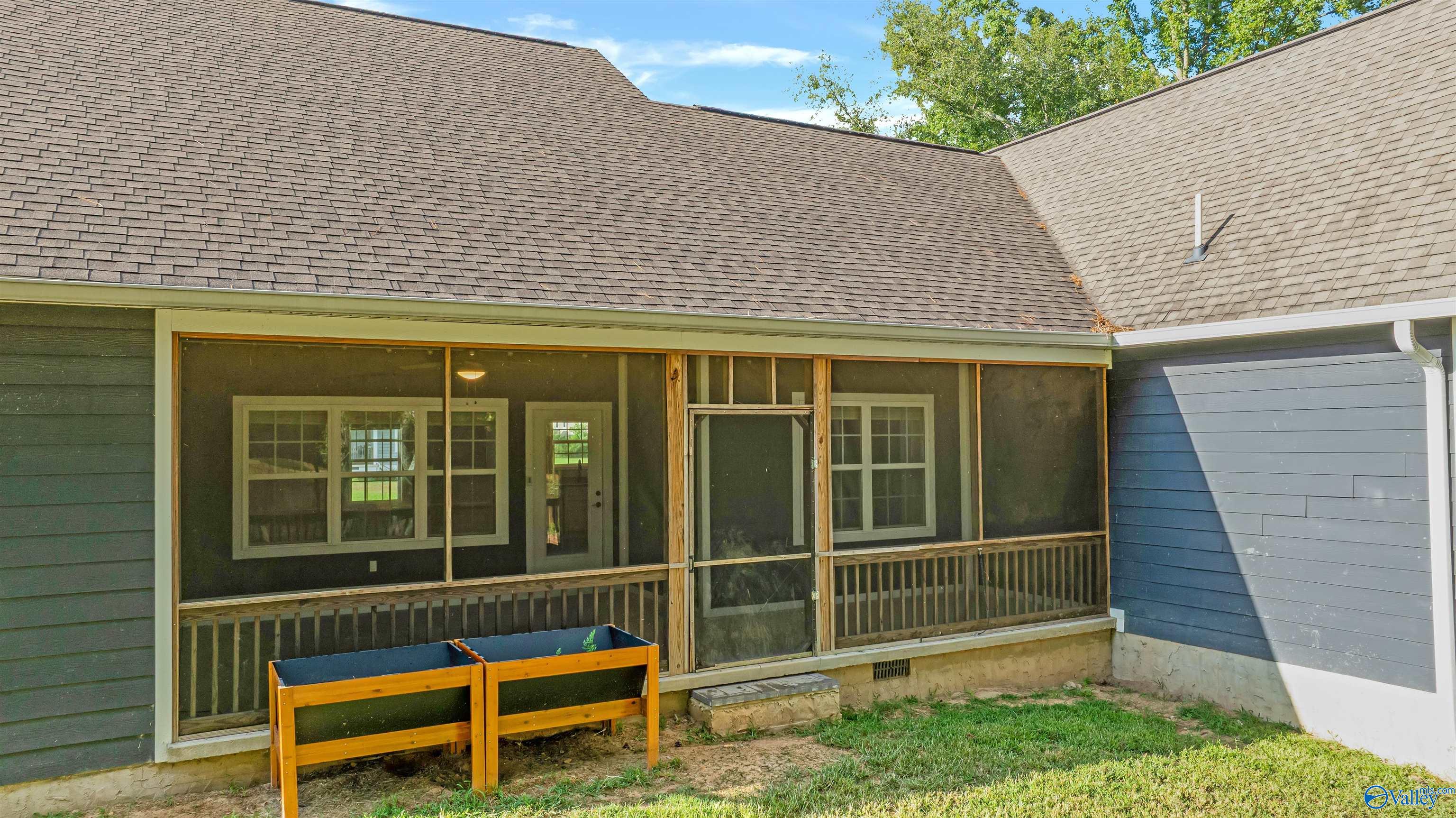 131 Deer Street