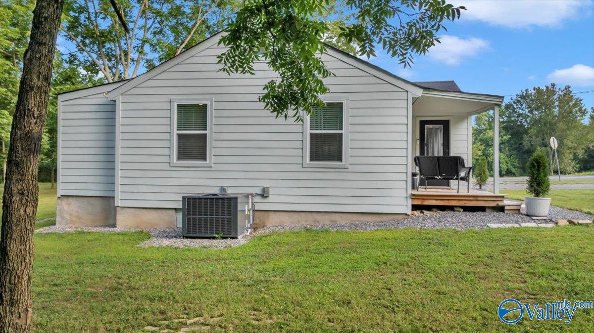 1053 County Road 570