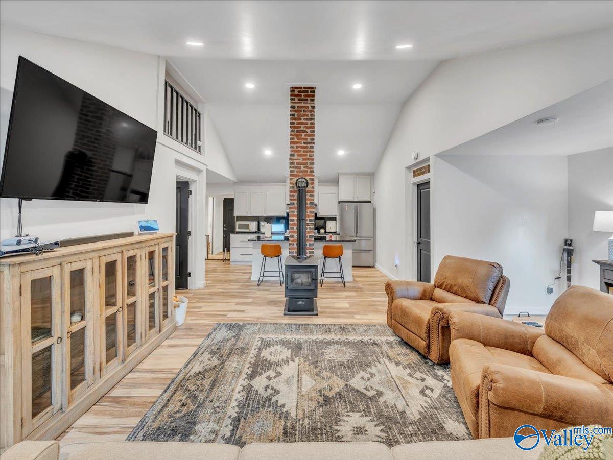 1053 County Road 570