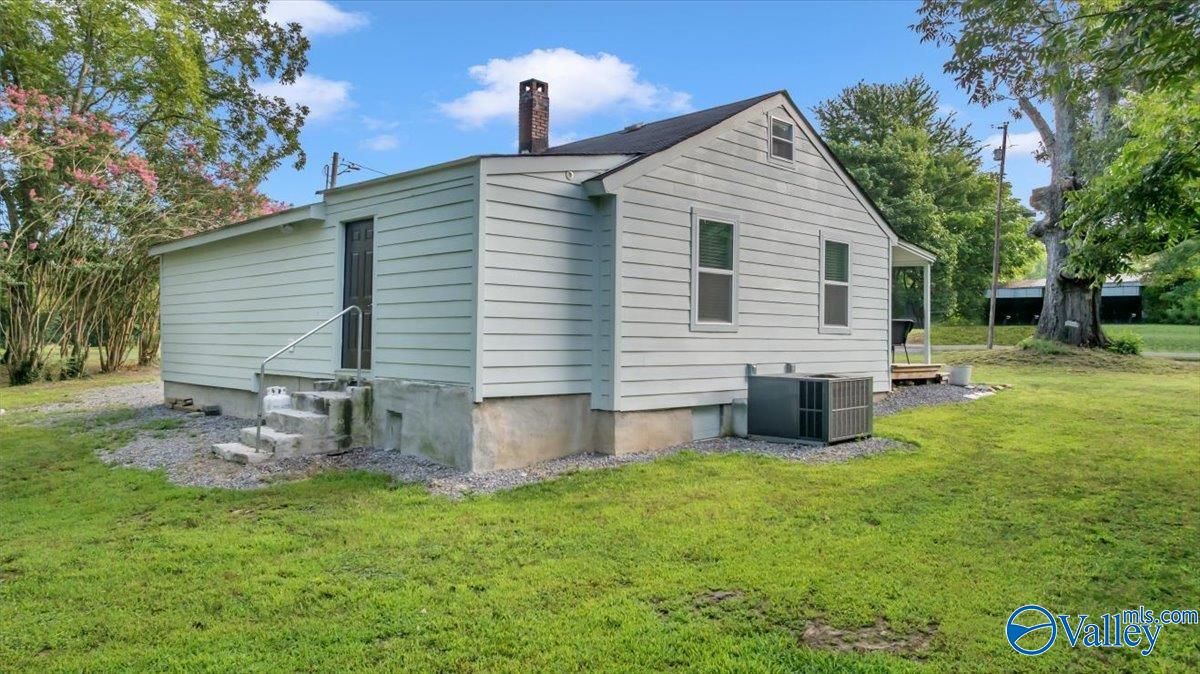 1053 County Road 570