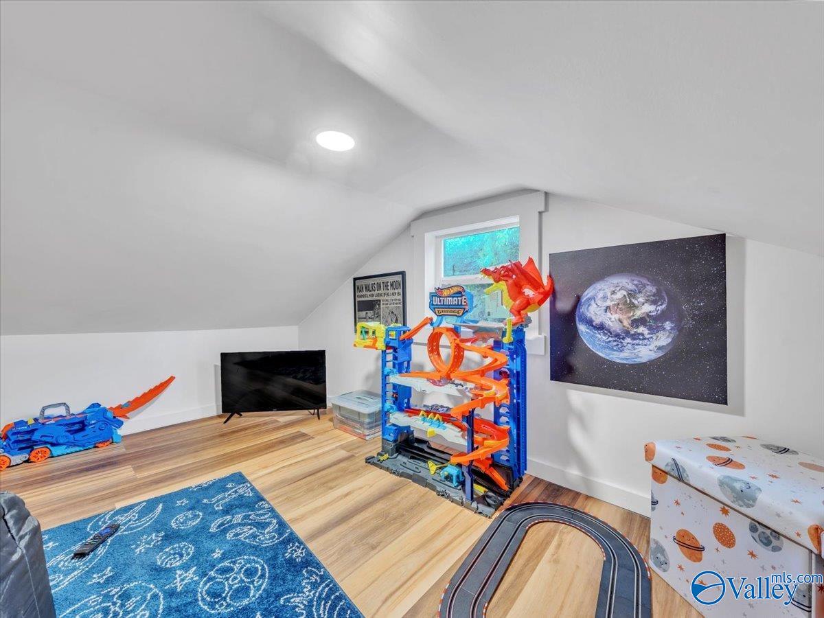 1053 County Road 570