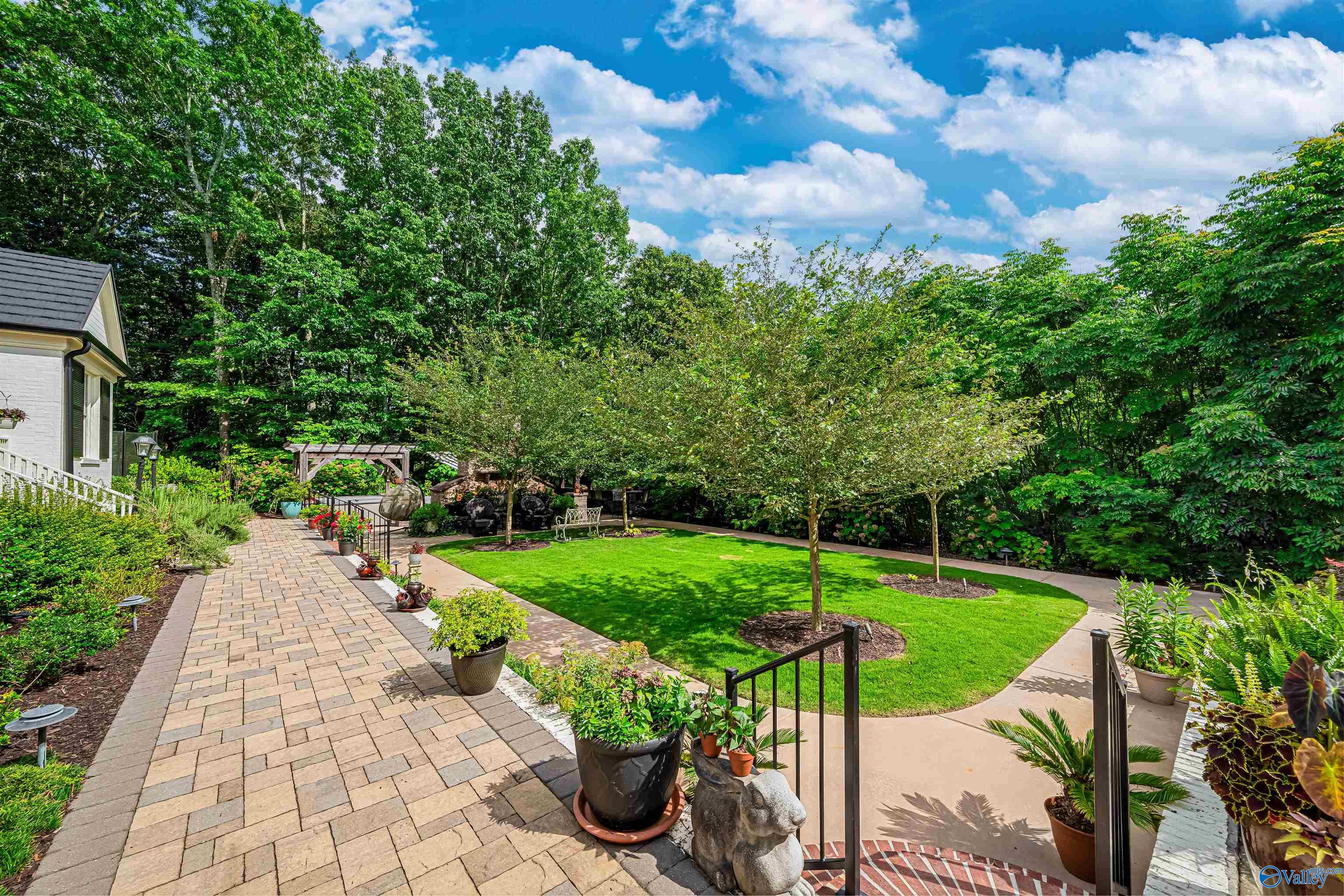 1650 Quail Hollow Road NW