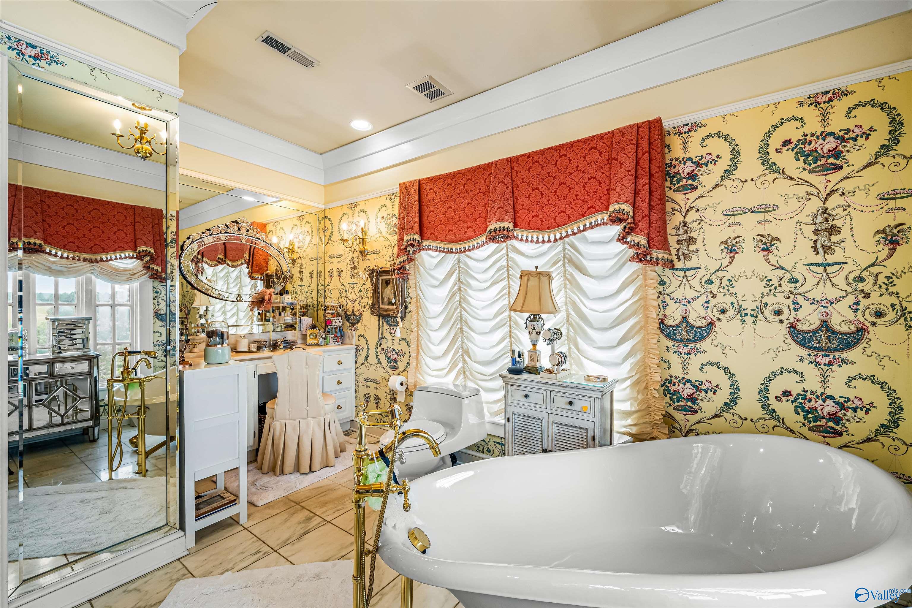 1650 Quail Hollow Road NW