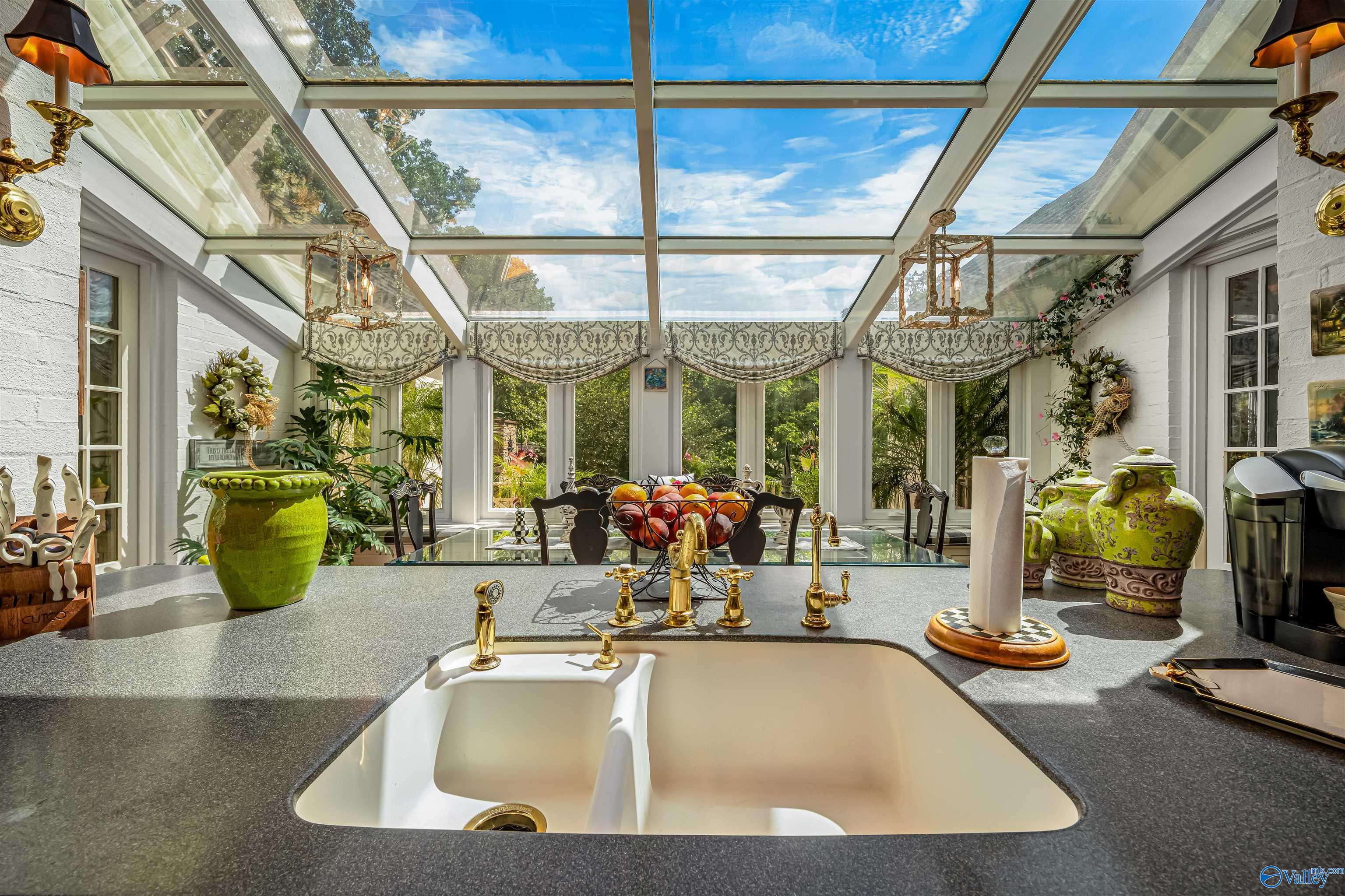 1650 Quail Hollow Road NW