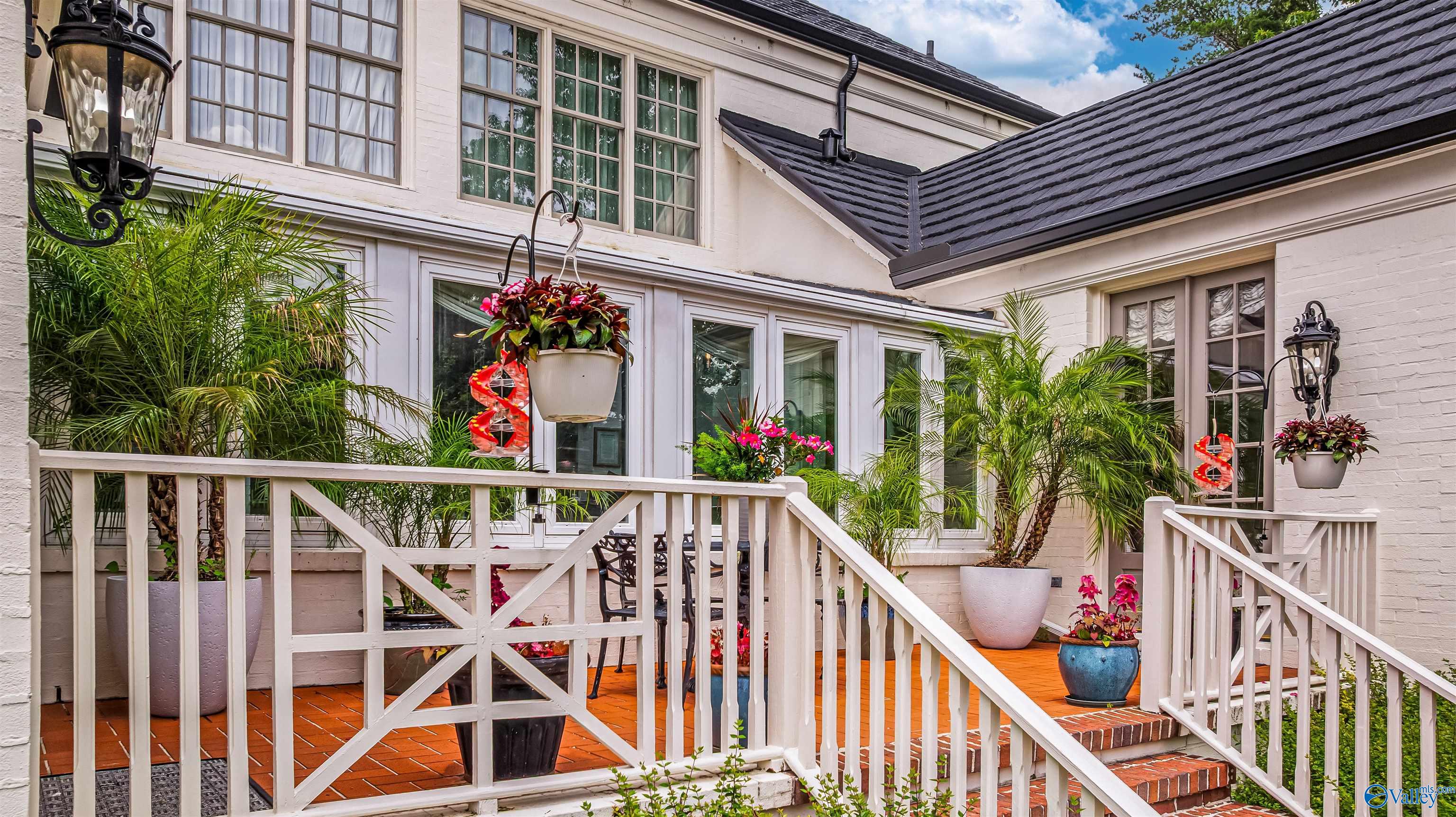 1650 Quail Hollow Road NW