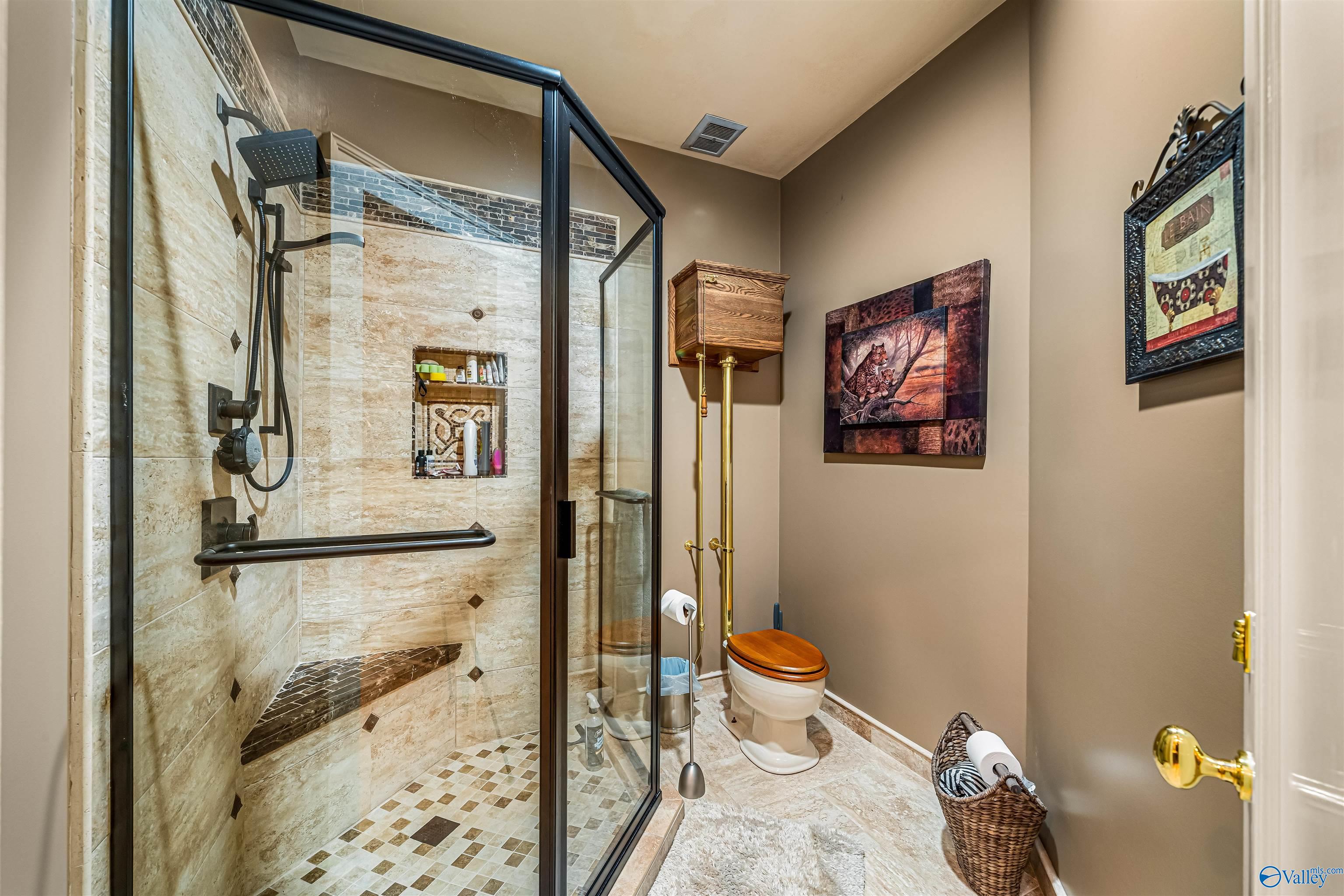 1650 Quail Hollow Road NW