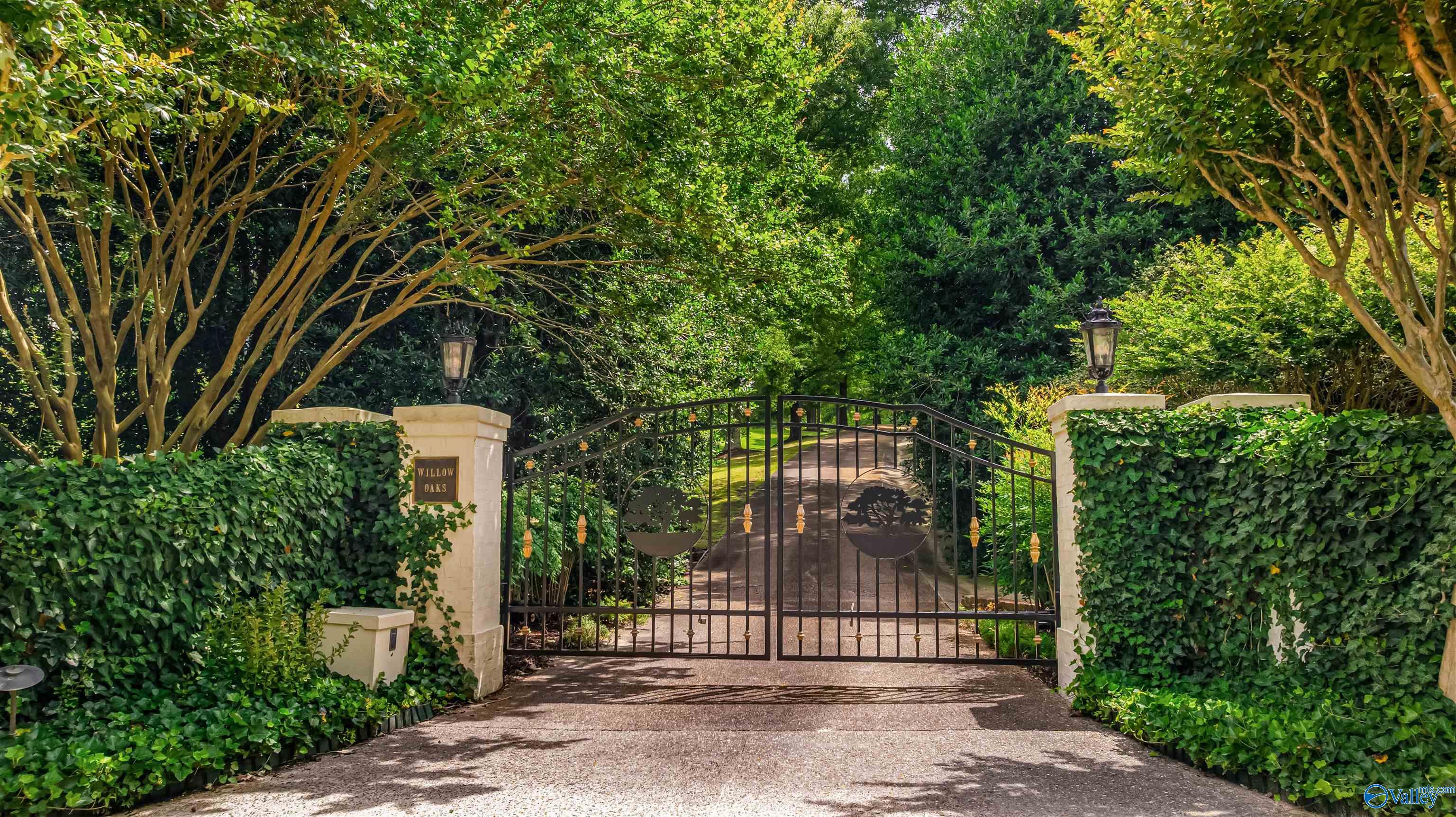 1650 Quail Hollow Road NW