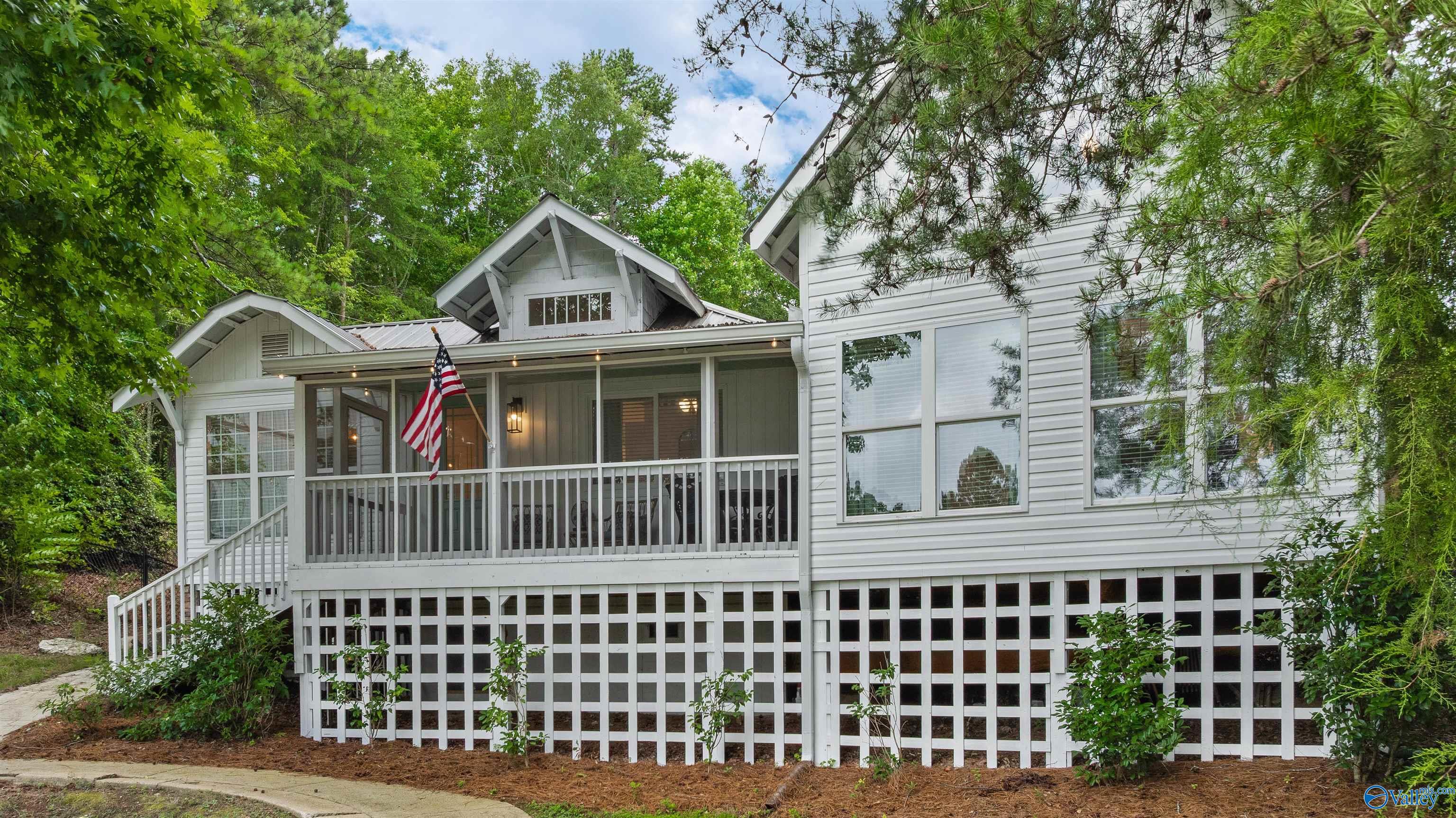 62 County Road 596
