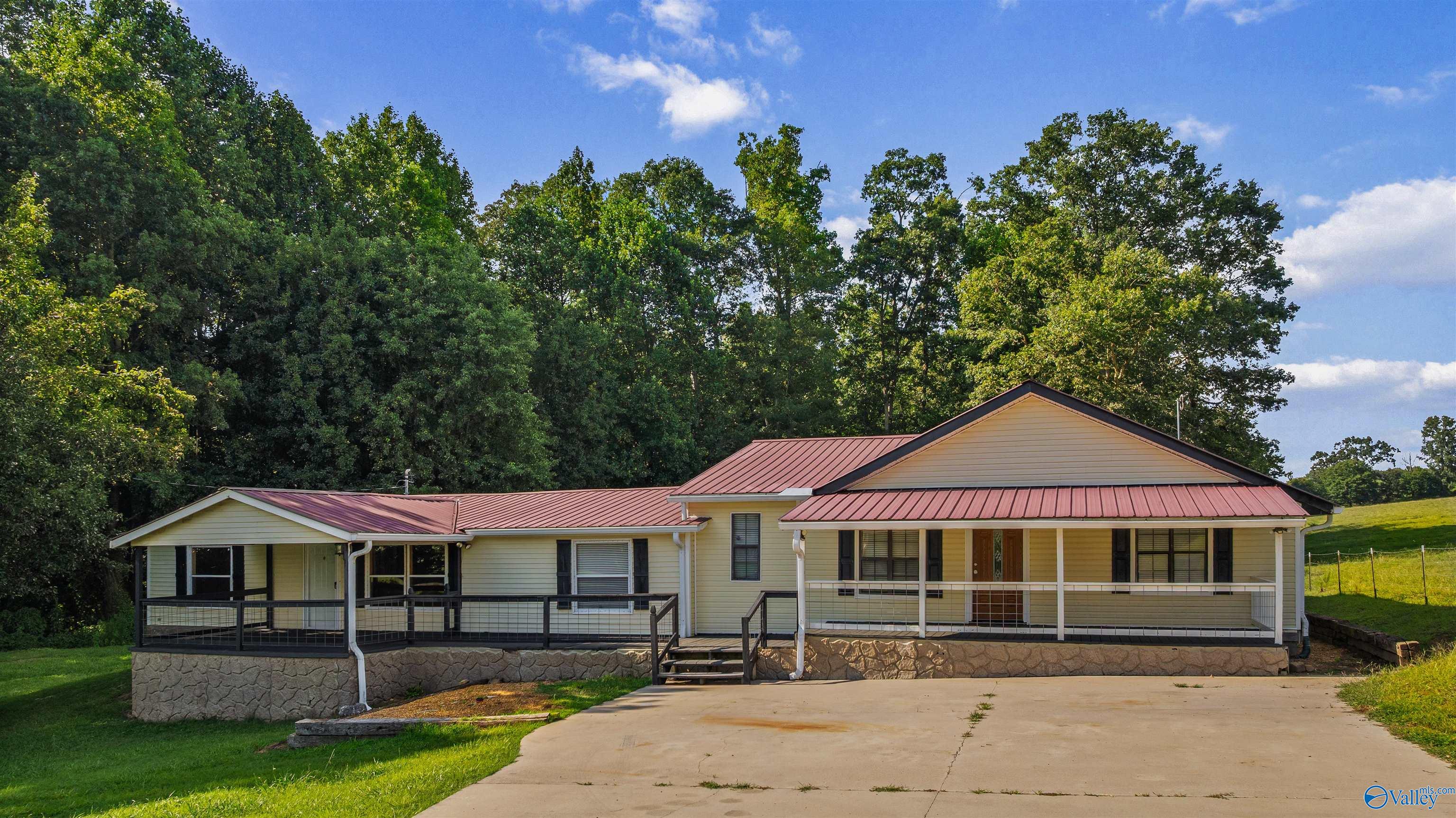 780 County Road 134
